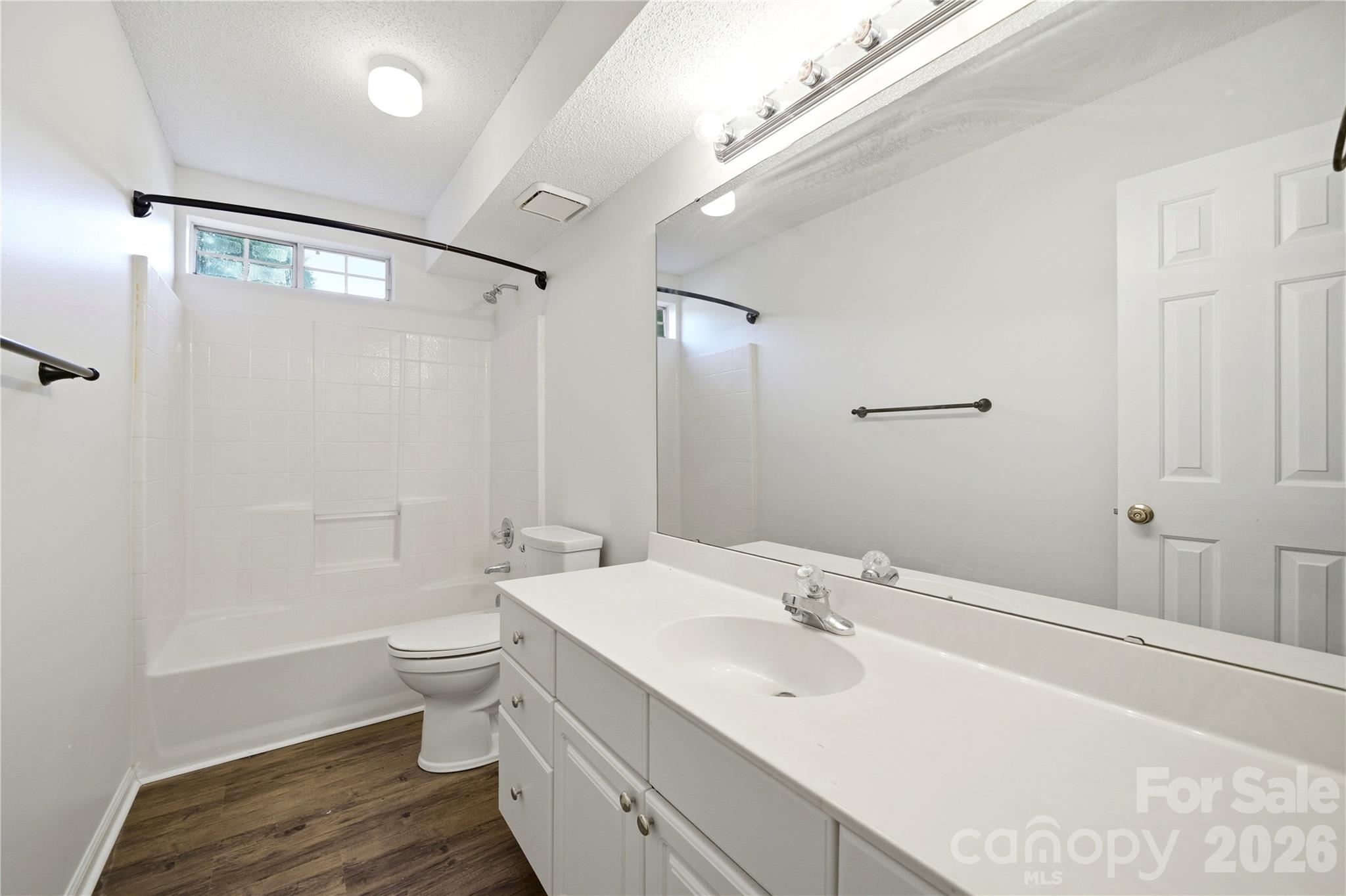 390 Amhurst Street SW — Concord