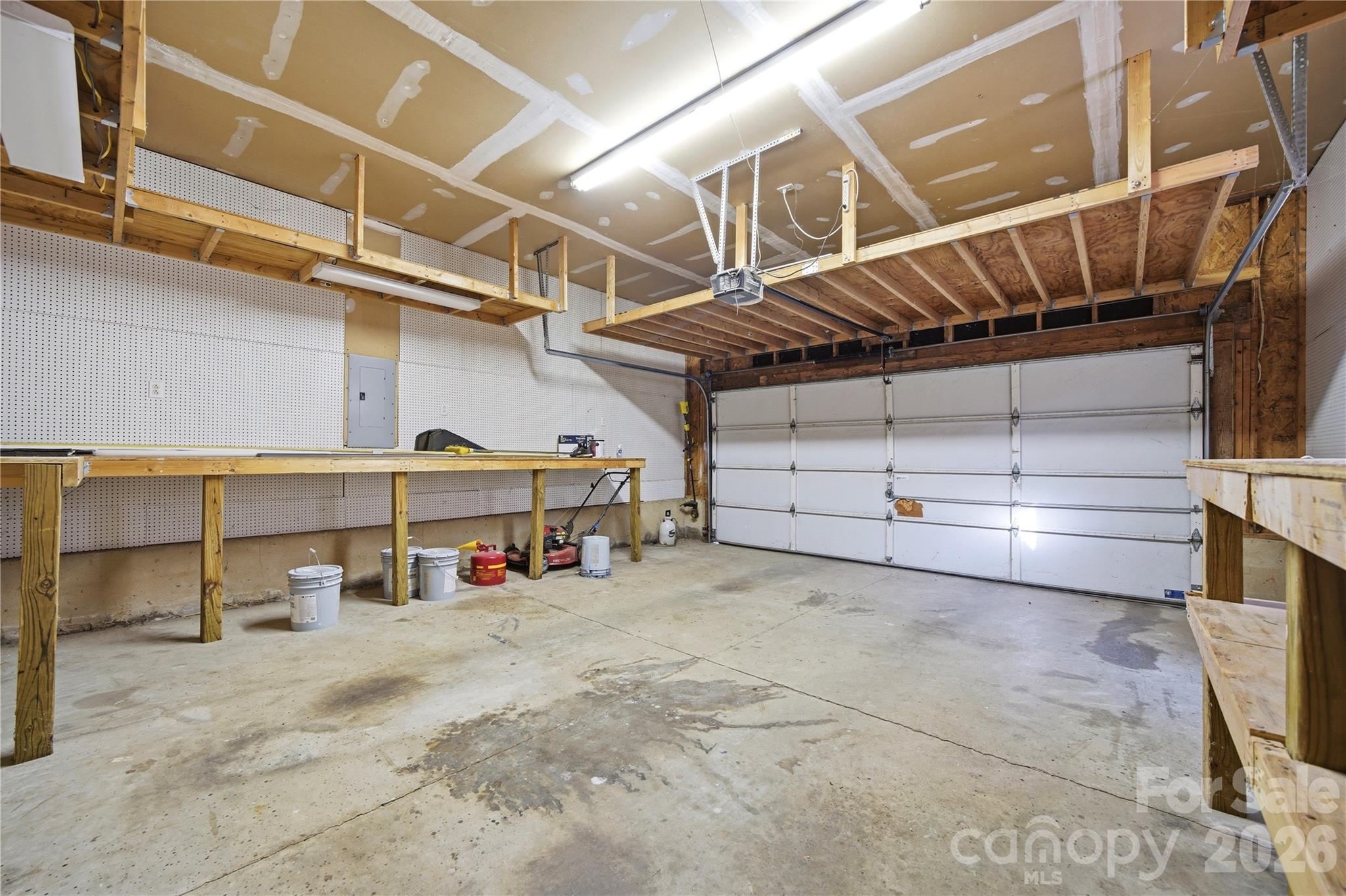 390 Amhurst Street SW — Concord
