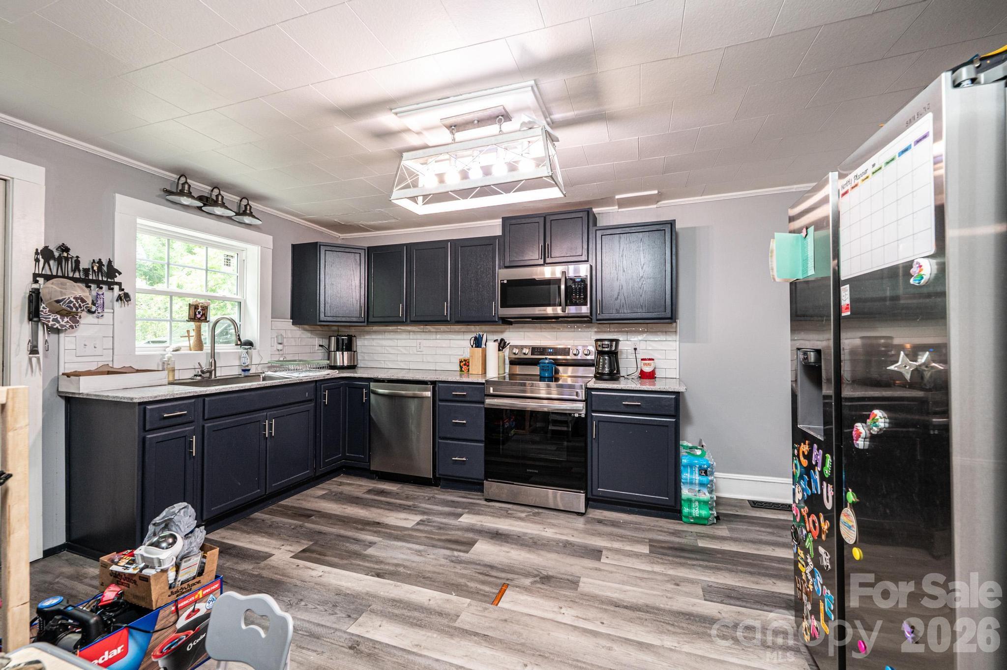 224 broadway Street NW — Lenoir