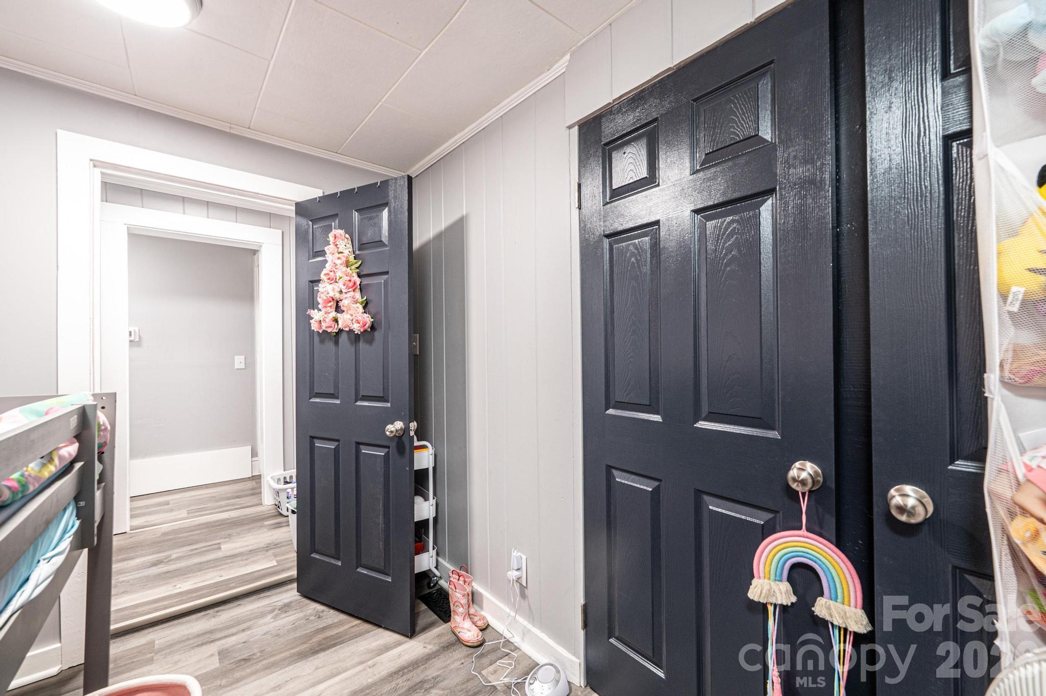 224 broadway Street NW — Lenoir