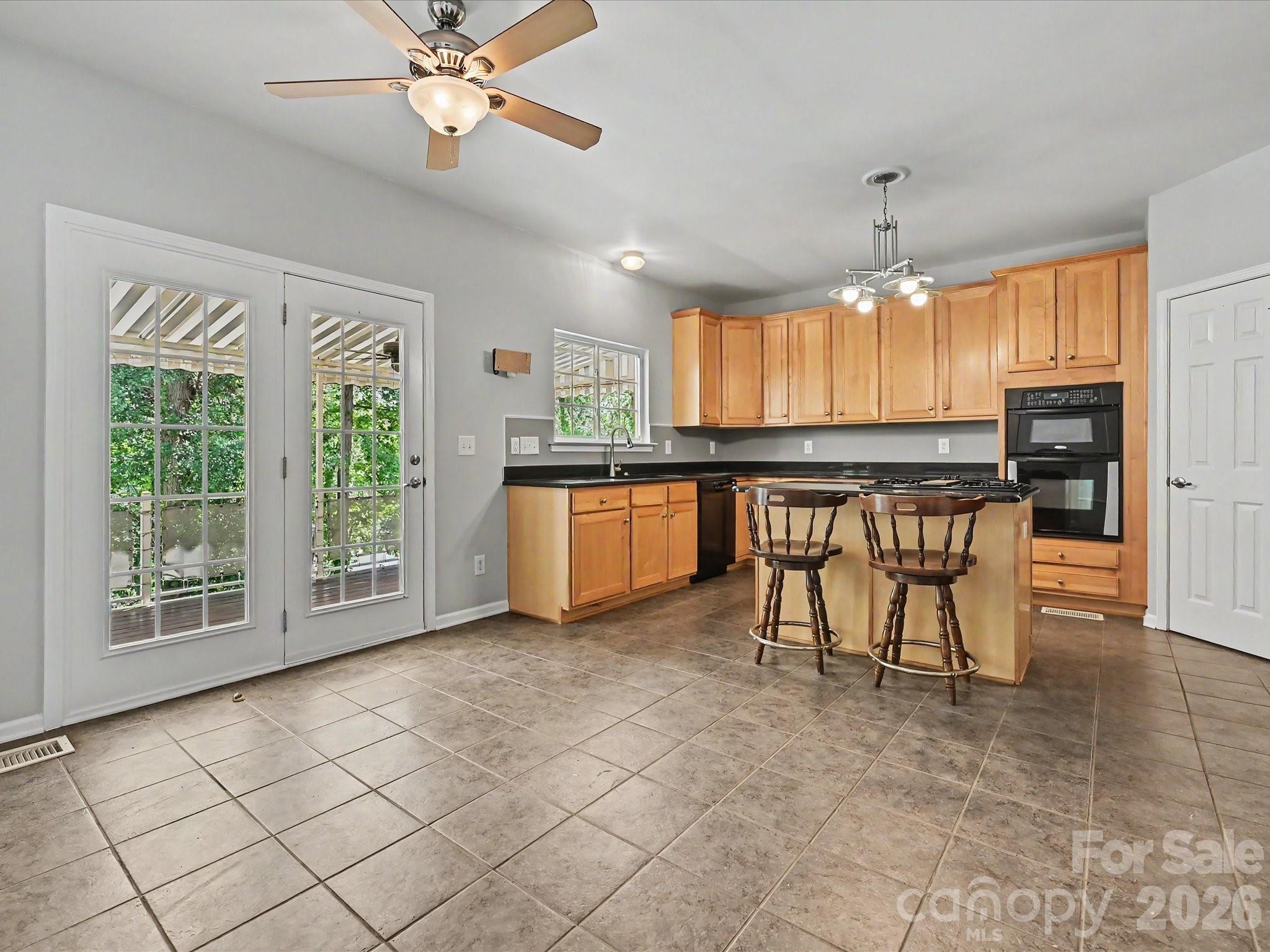 152 Lighthouse Road — Mount Holly