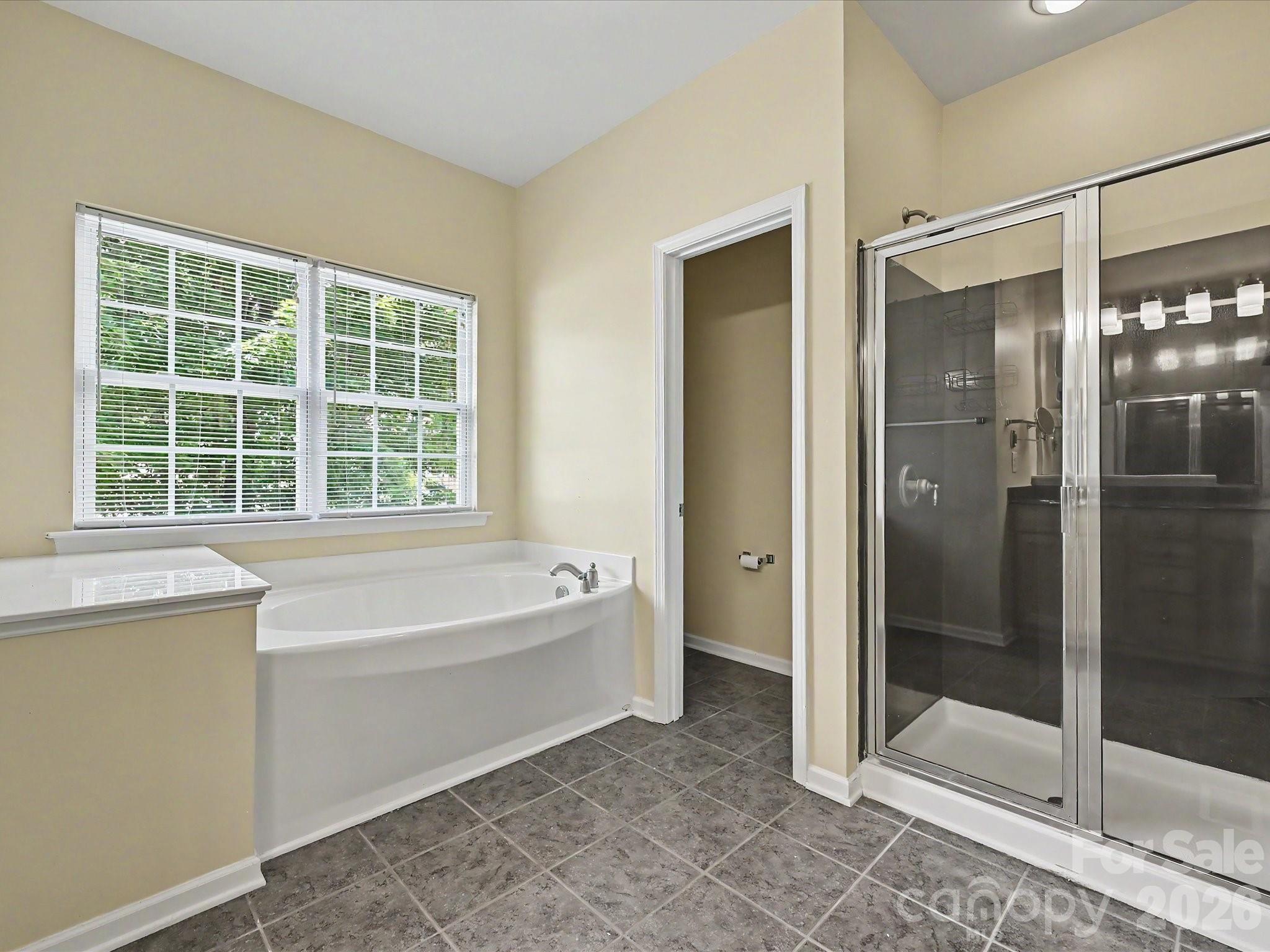 152 Lighthouse Road — Mount Holly
