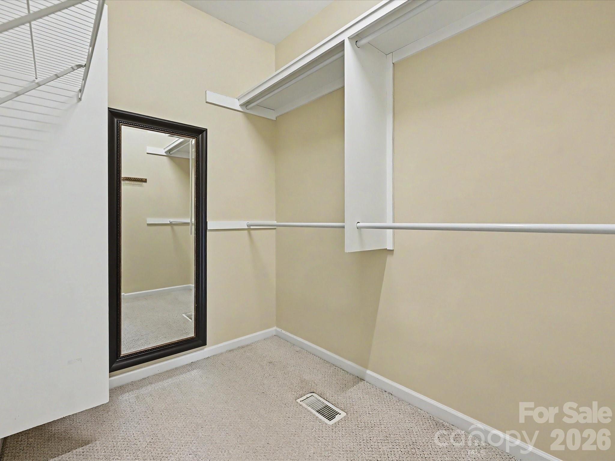 152 Lighthouse Road — Mount Holly