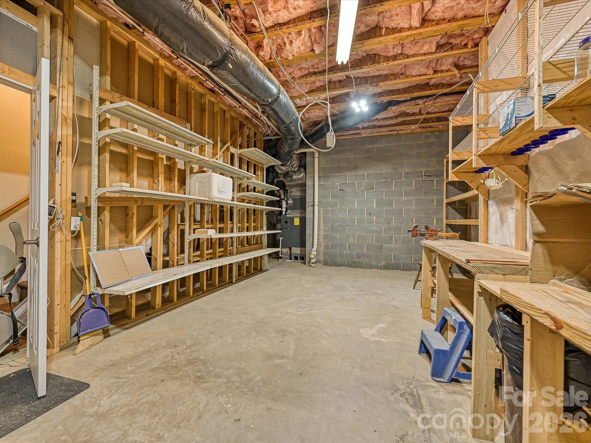 152 Lighthouse Road — Mount Holly