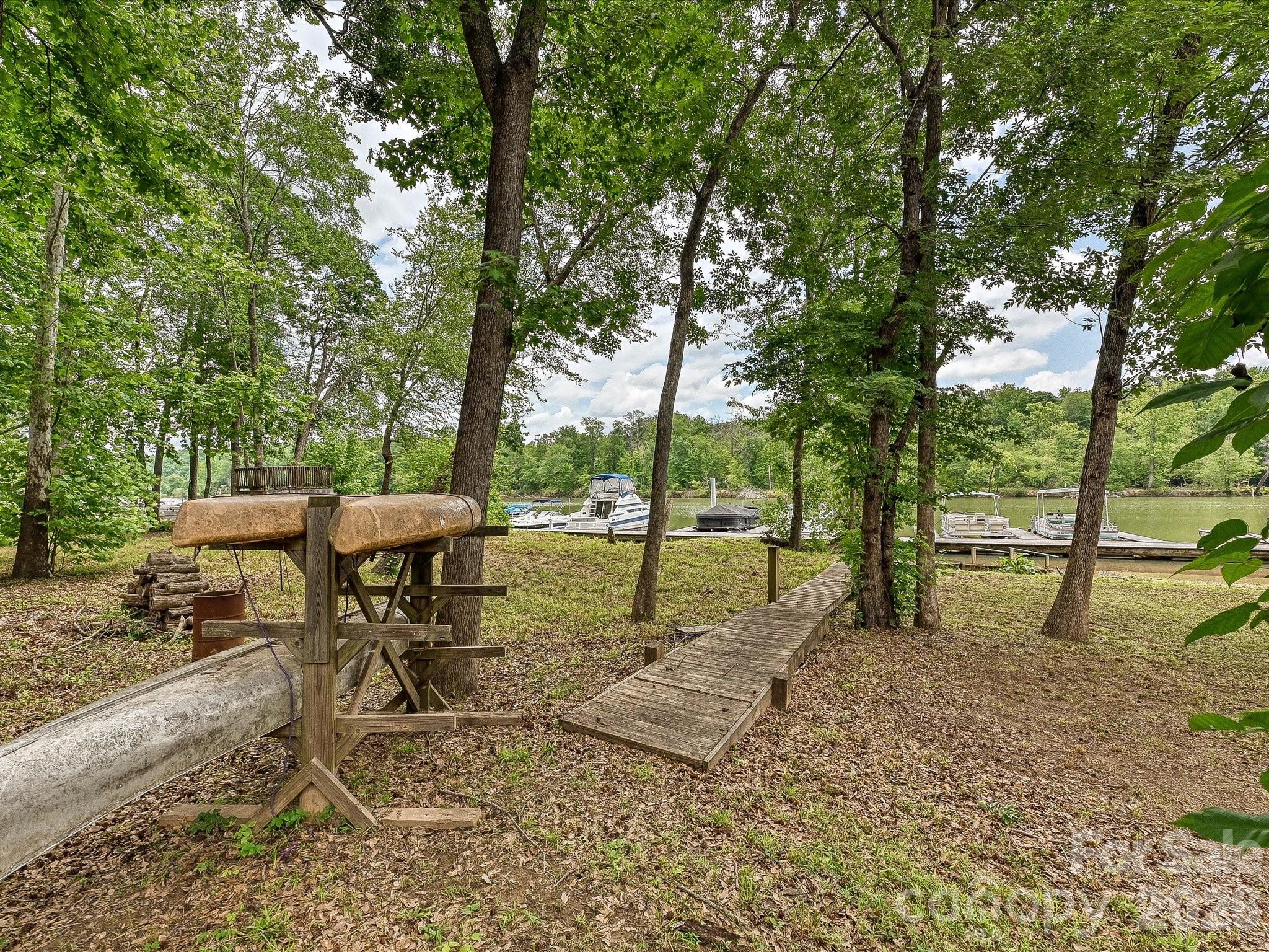 152 Lighthouse Road — Mount Holly