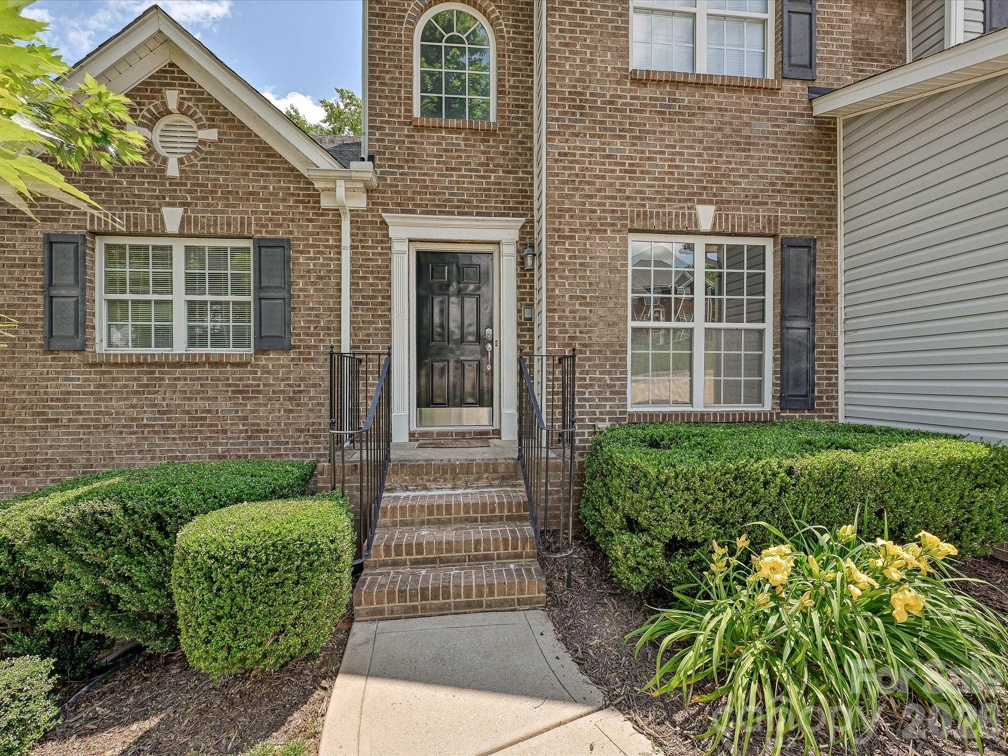 152 Lighthouse Road — Mount Holly