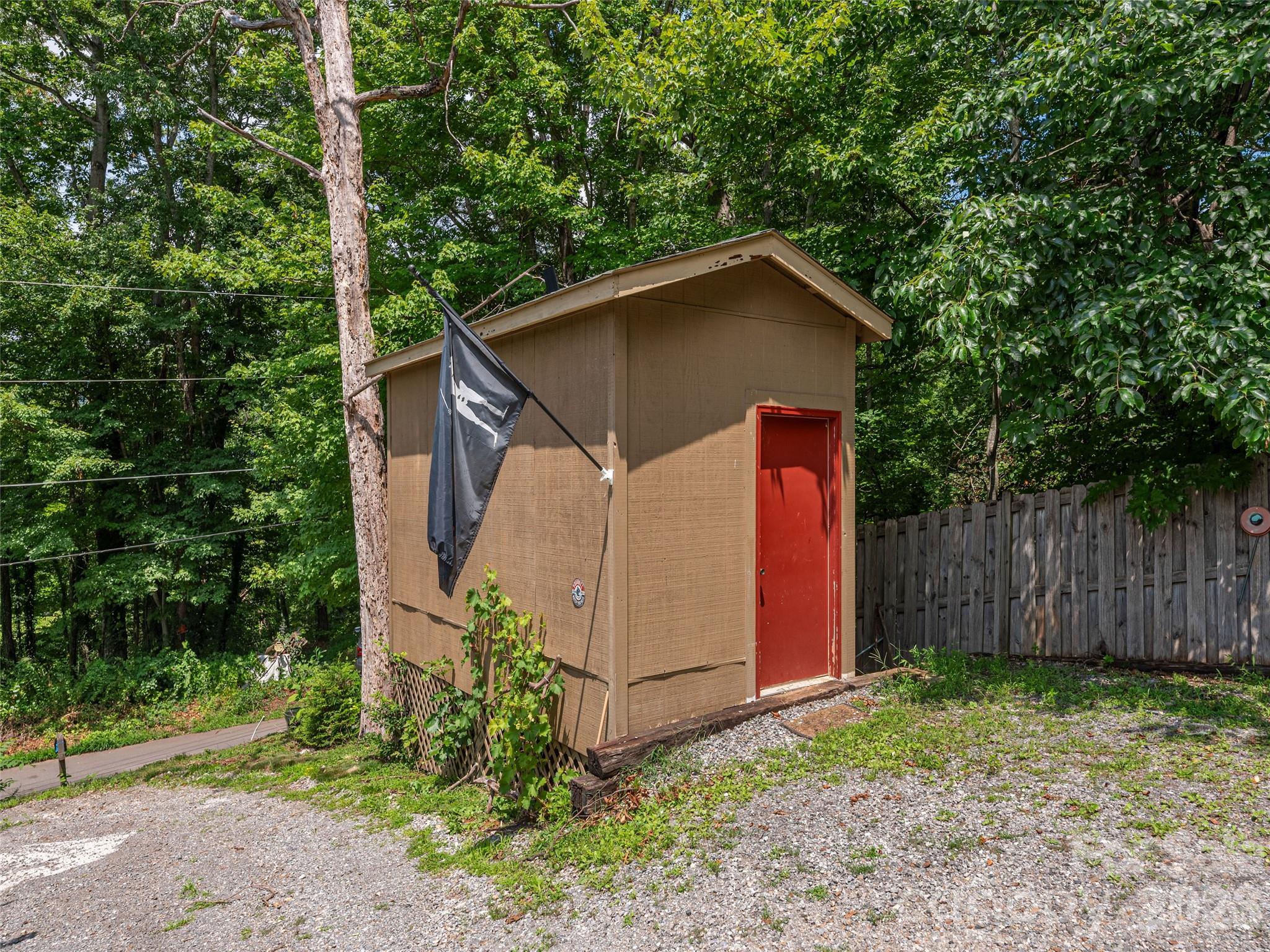 337 Hamer Avenue — Waynesville