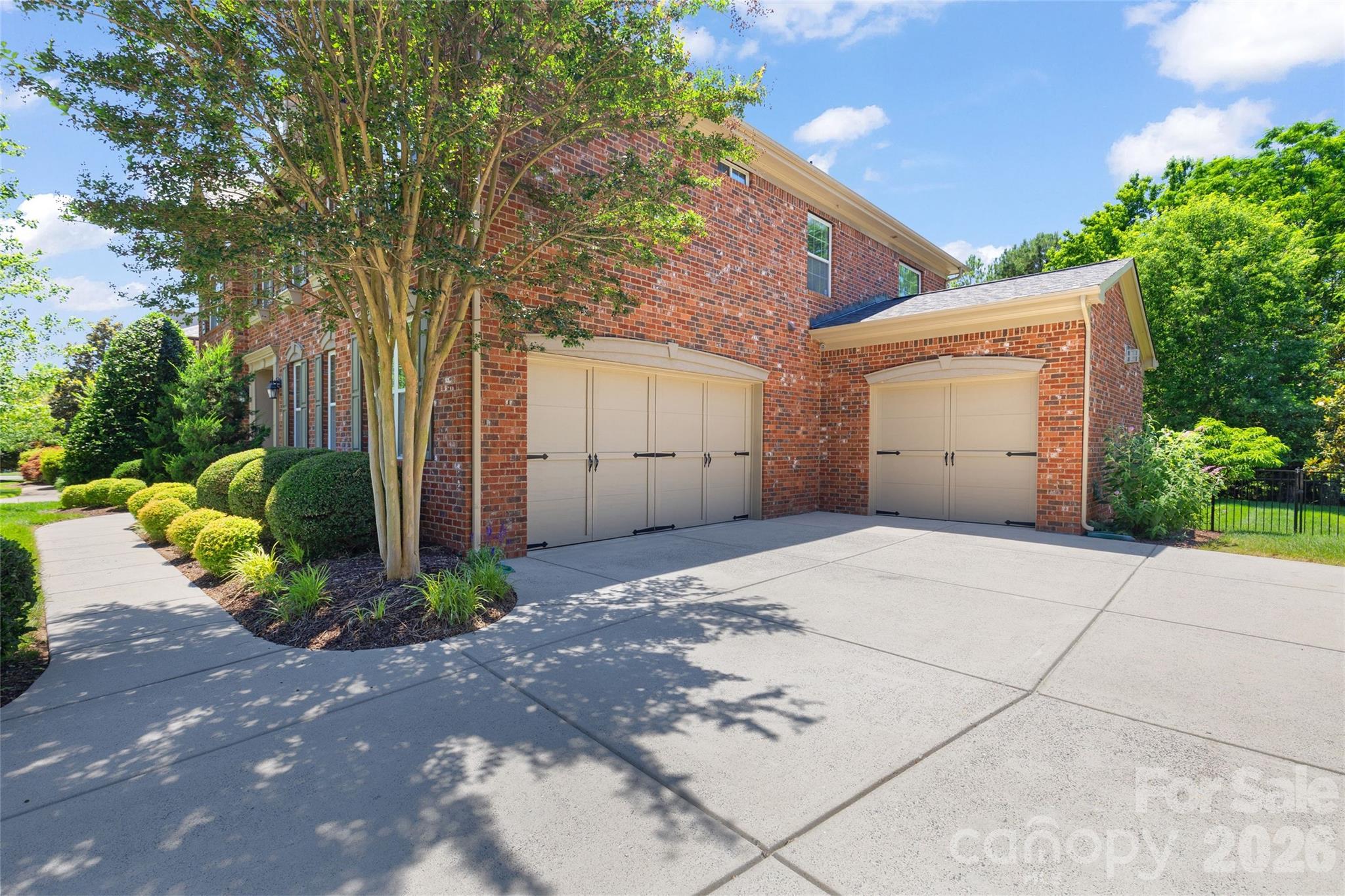 3207 Lakehurst Crossing — Matthews