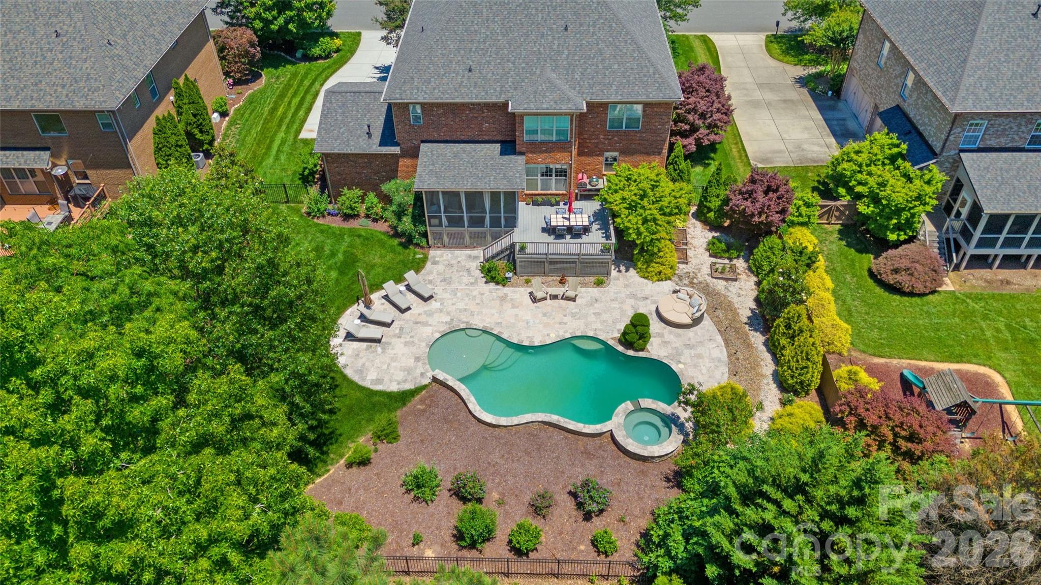 3207 Lakehurst Crossing — Matthews