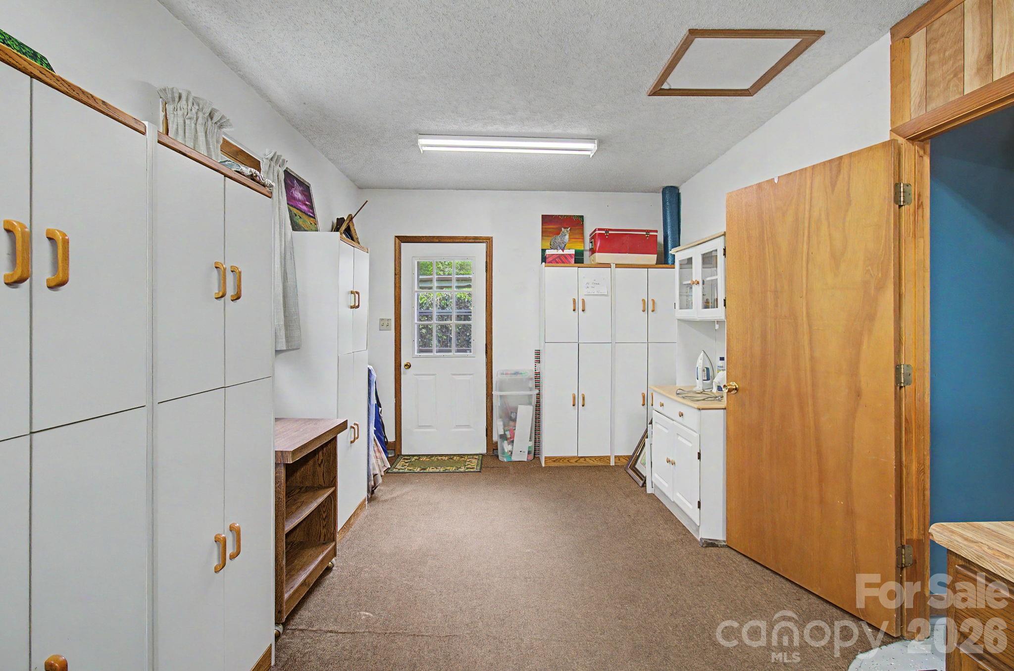 11 Waddell Street — Weaverville