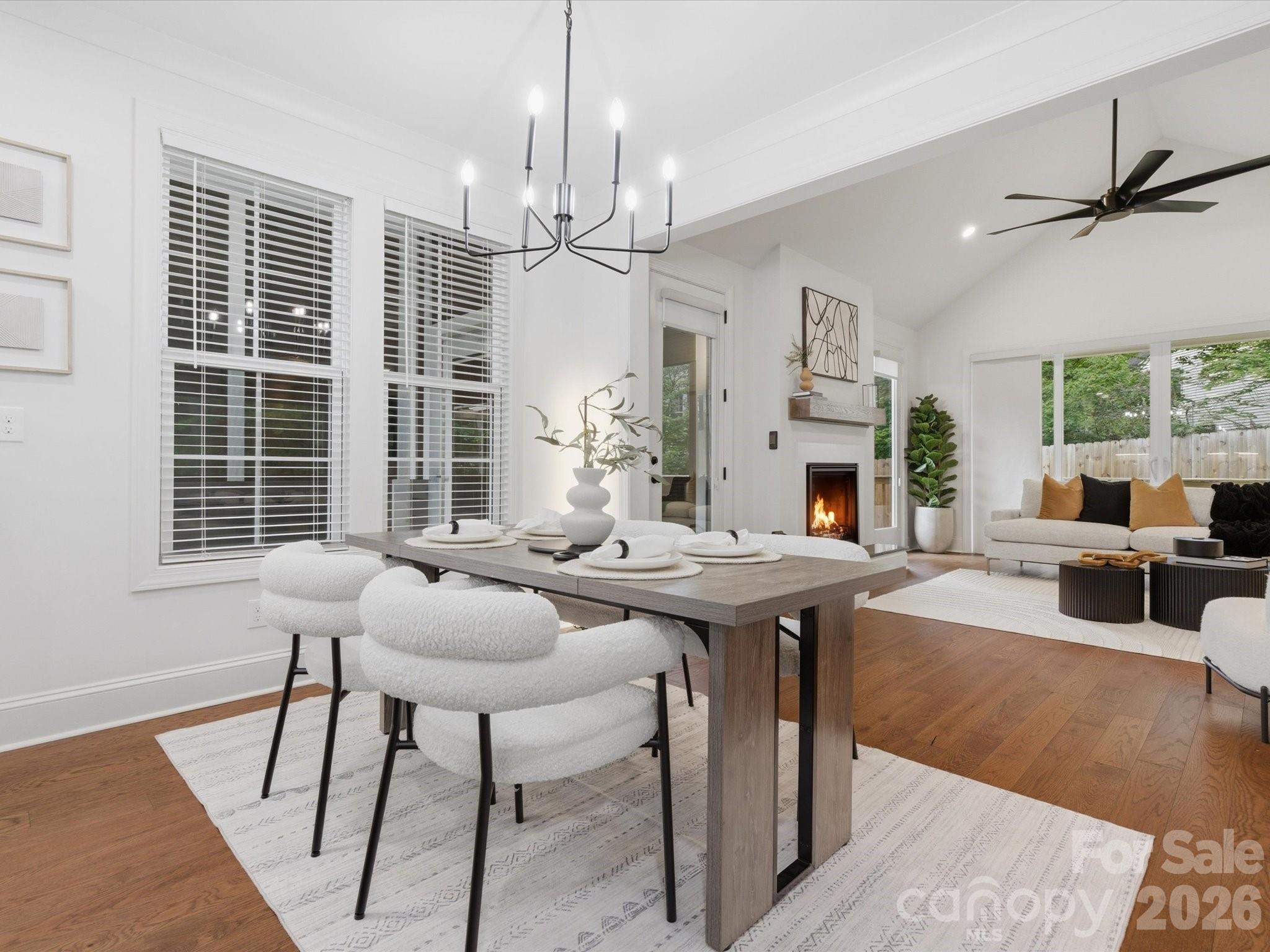 7815 Red Oaks Trail — Waxhaw