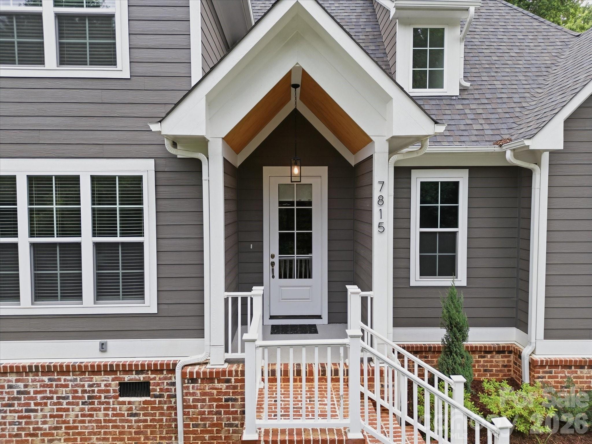 7815 Red Oaks Trail — Waxhaw