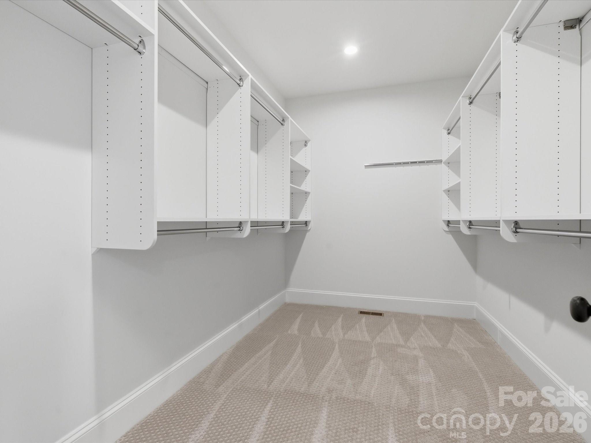 7815 Red Oaks Trail — Waxhaw