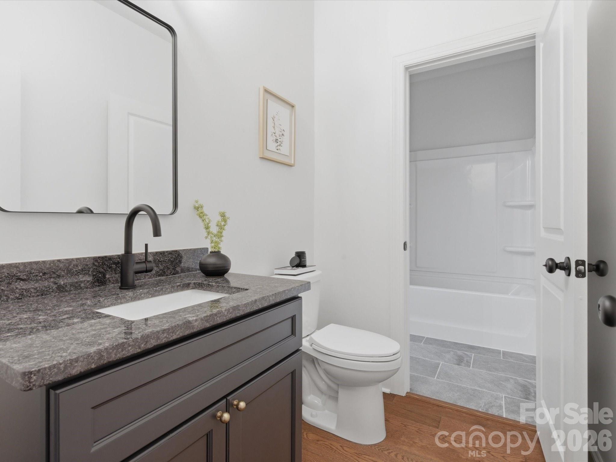 7815 Red Oaks Trail — Waxhaw