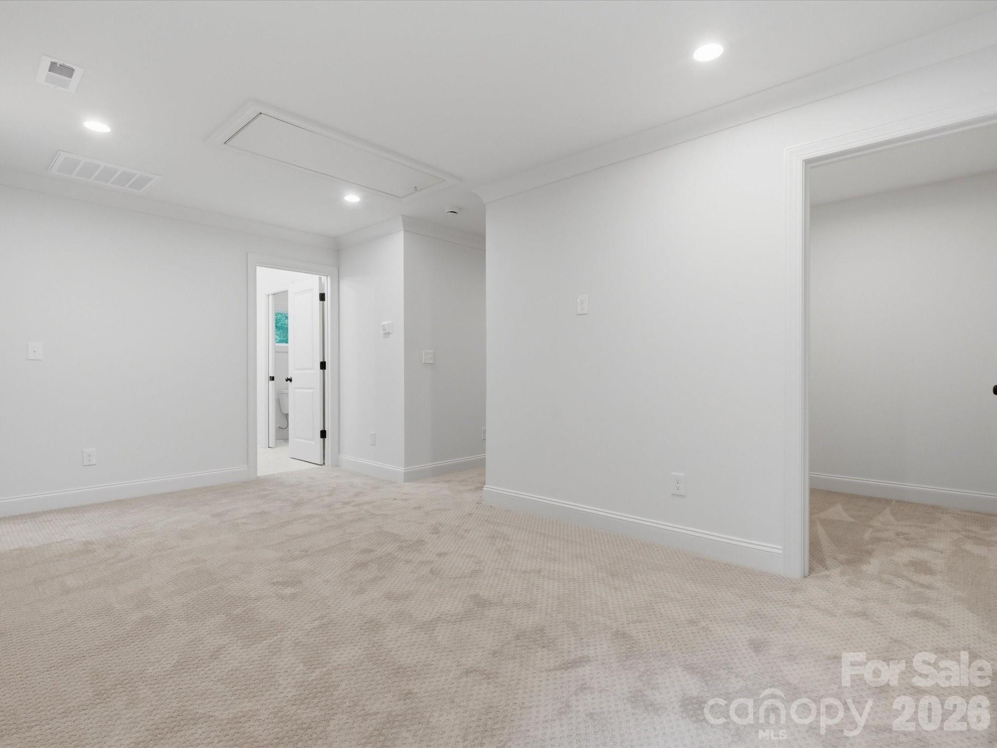 7815 Red Oaks Trail — Waxhaw