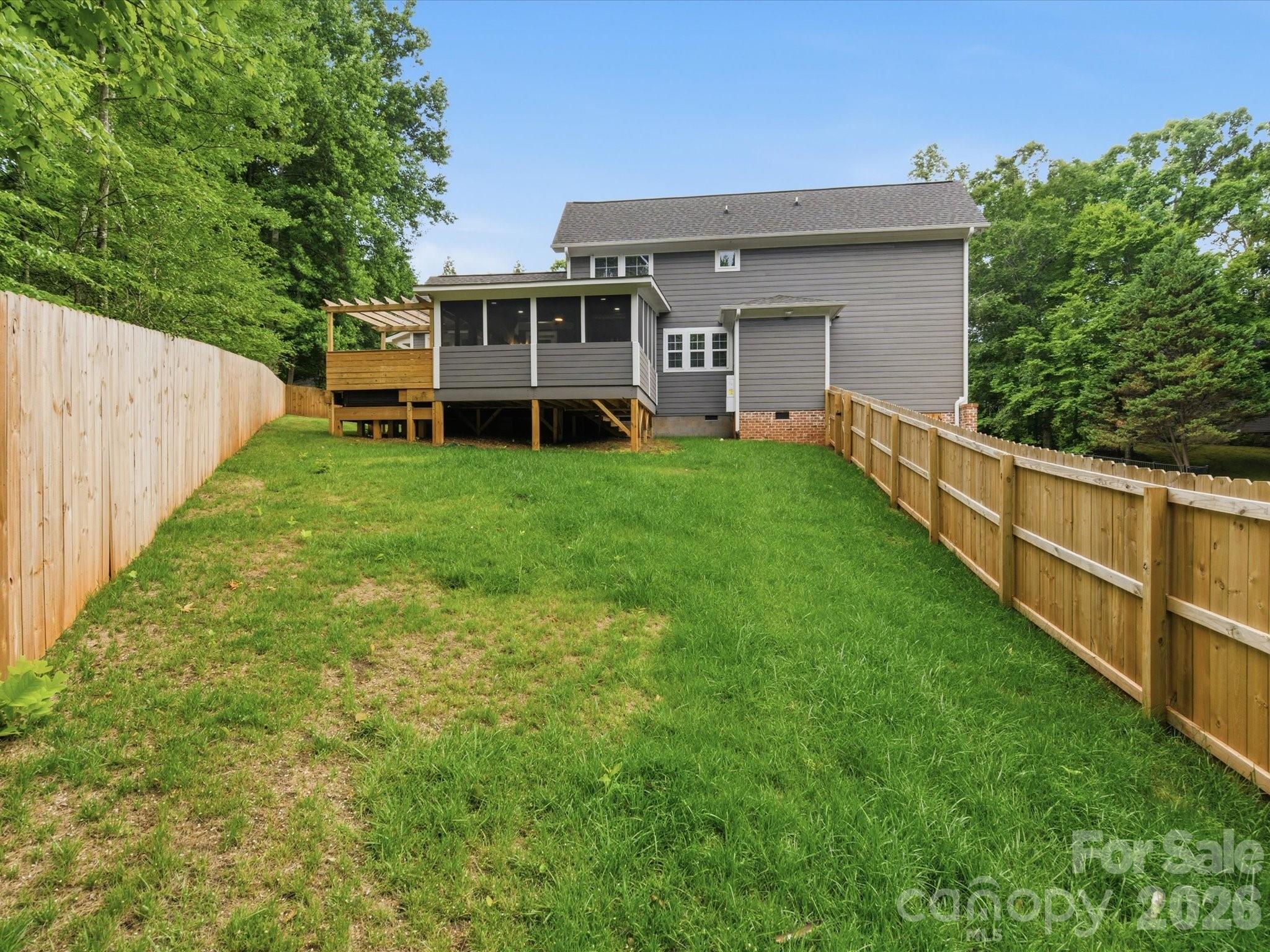 7815 Red Oaks Trail — Waxhaw