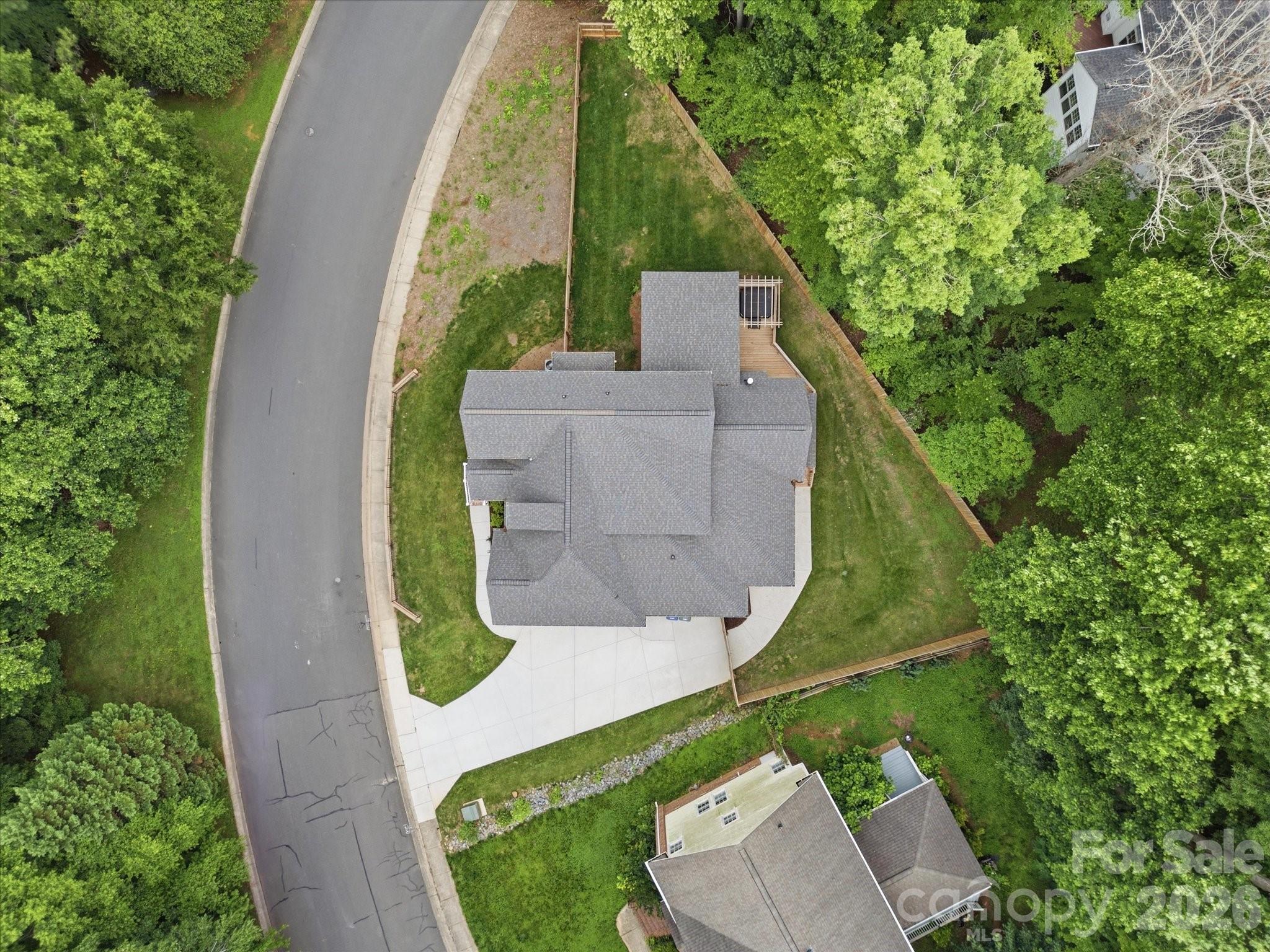 7815 Red Oaks Trail — Waxhaw