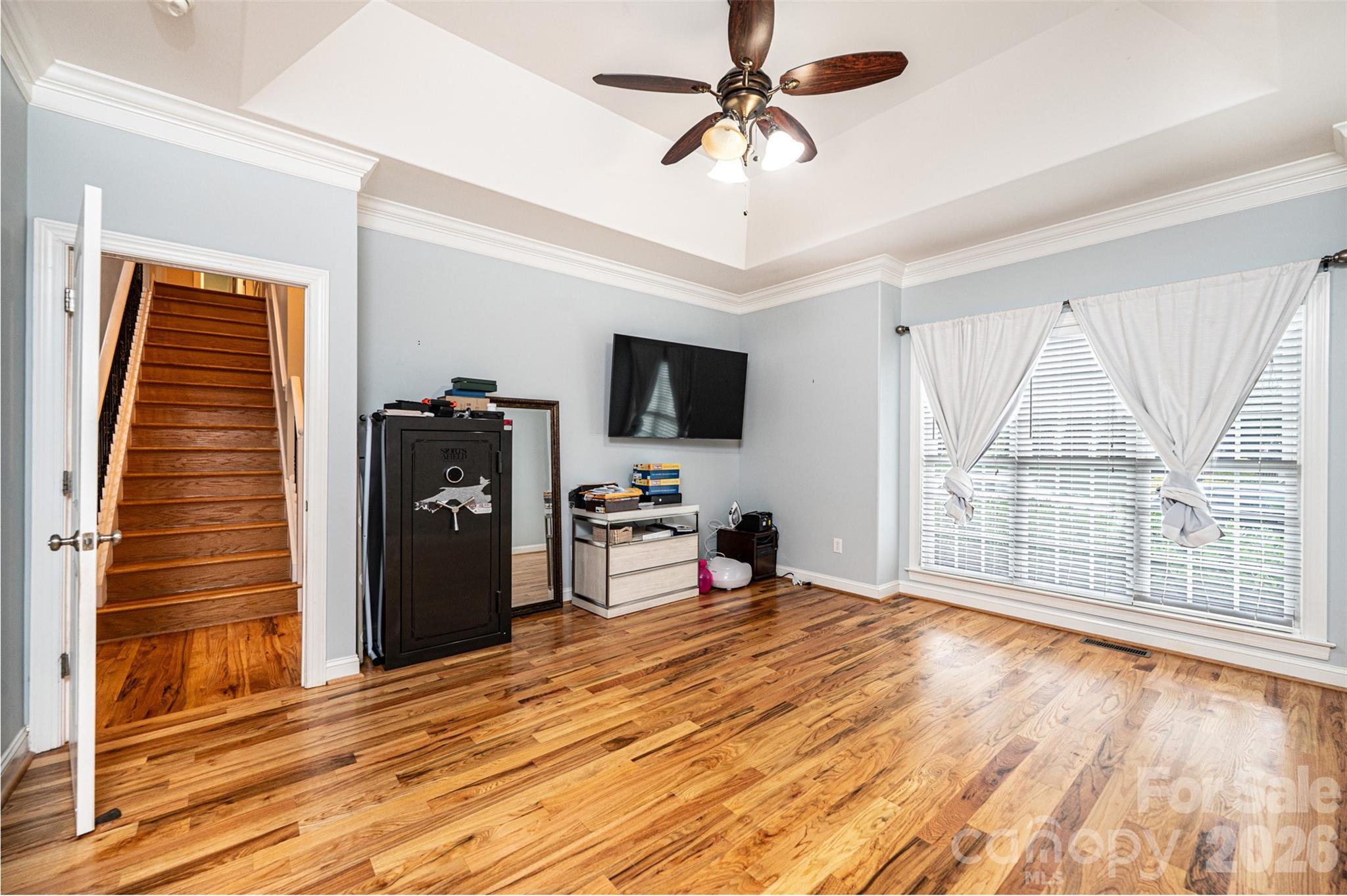1718 30th Avenue Place NE — Hickory
