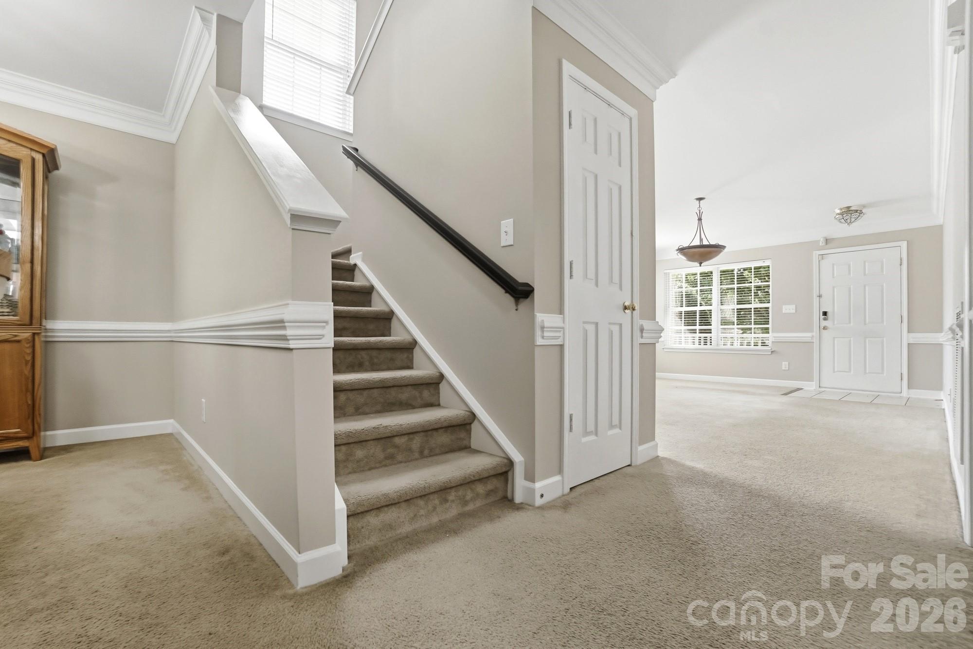 1135 Stonehenge Lane — Charlotte