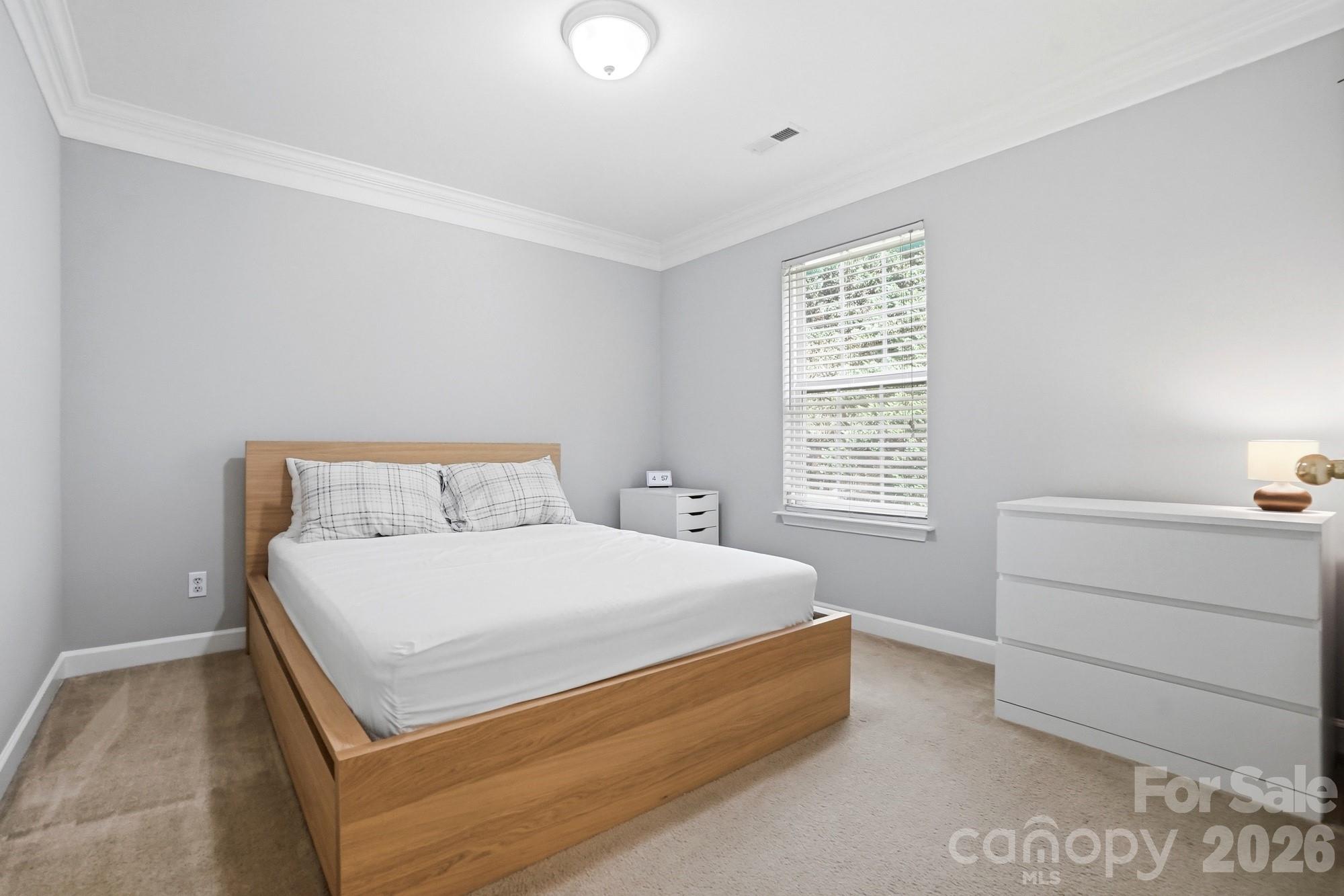 1135 Stonehenge Lane — Charlotte
