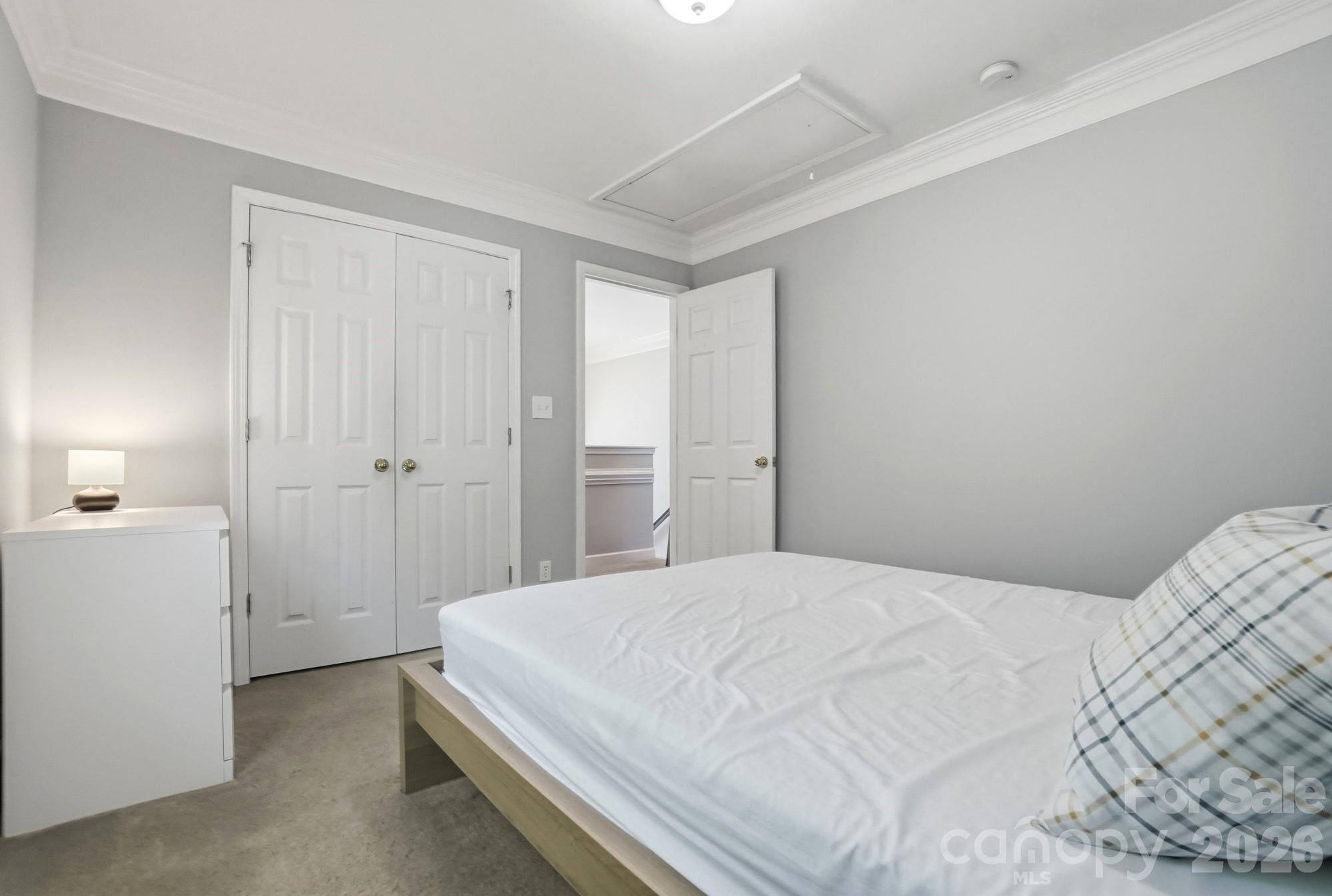 1135 Stonehenge Lane — Charlotte