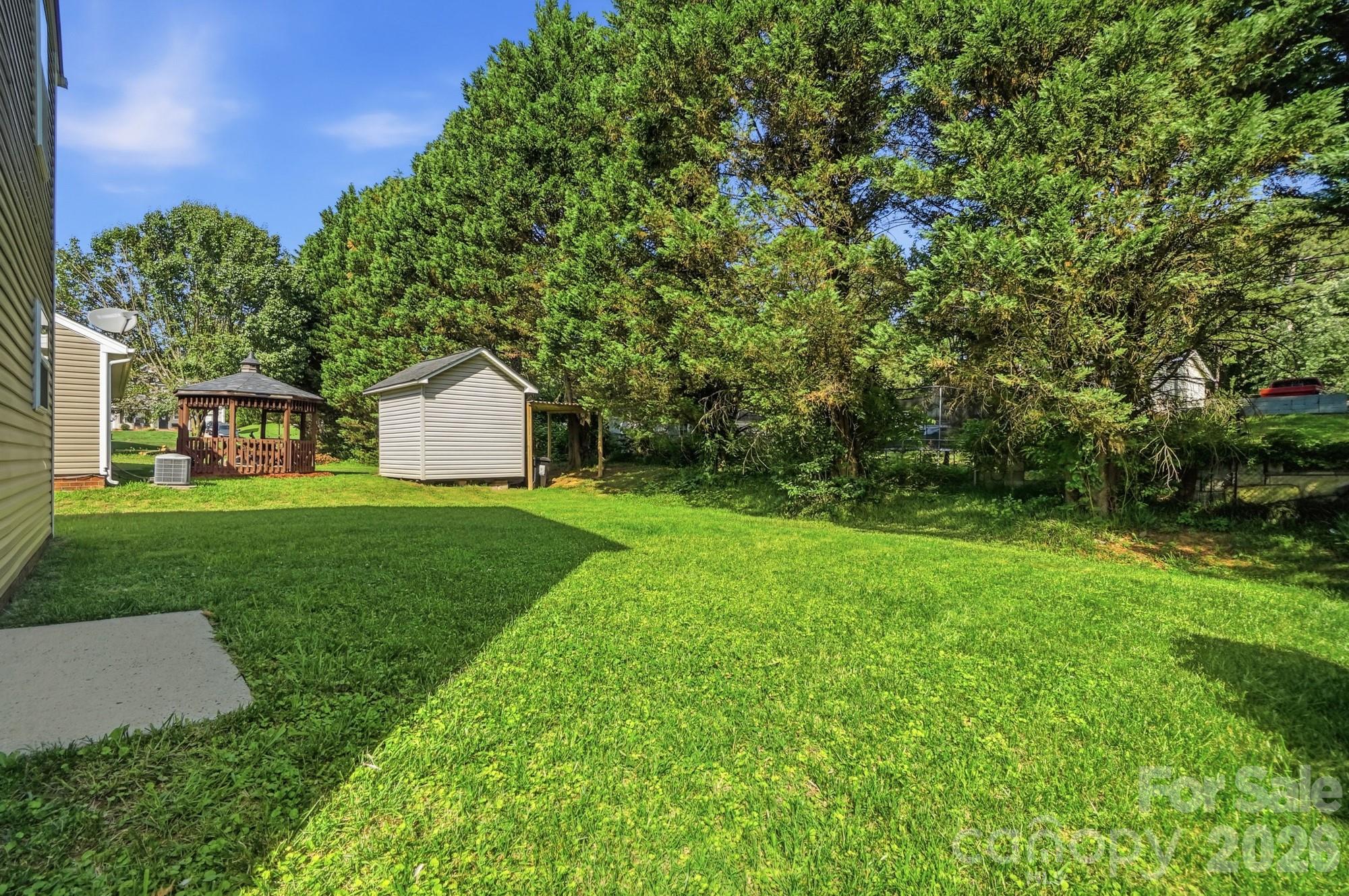 1135 Stonehenge Lane — Charlotte