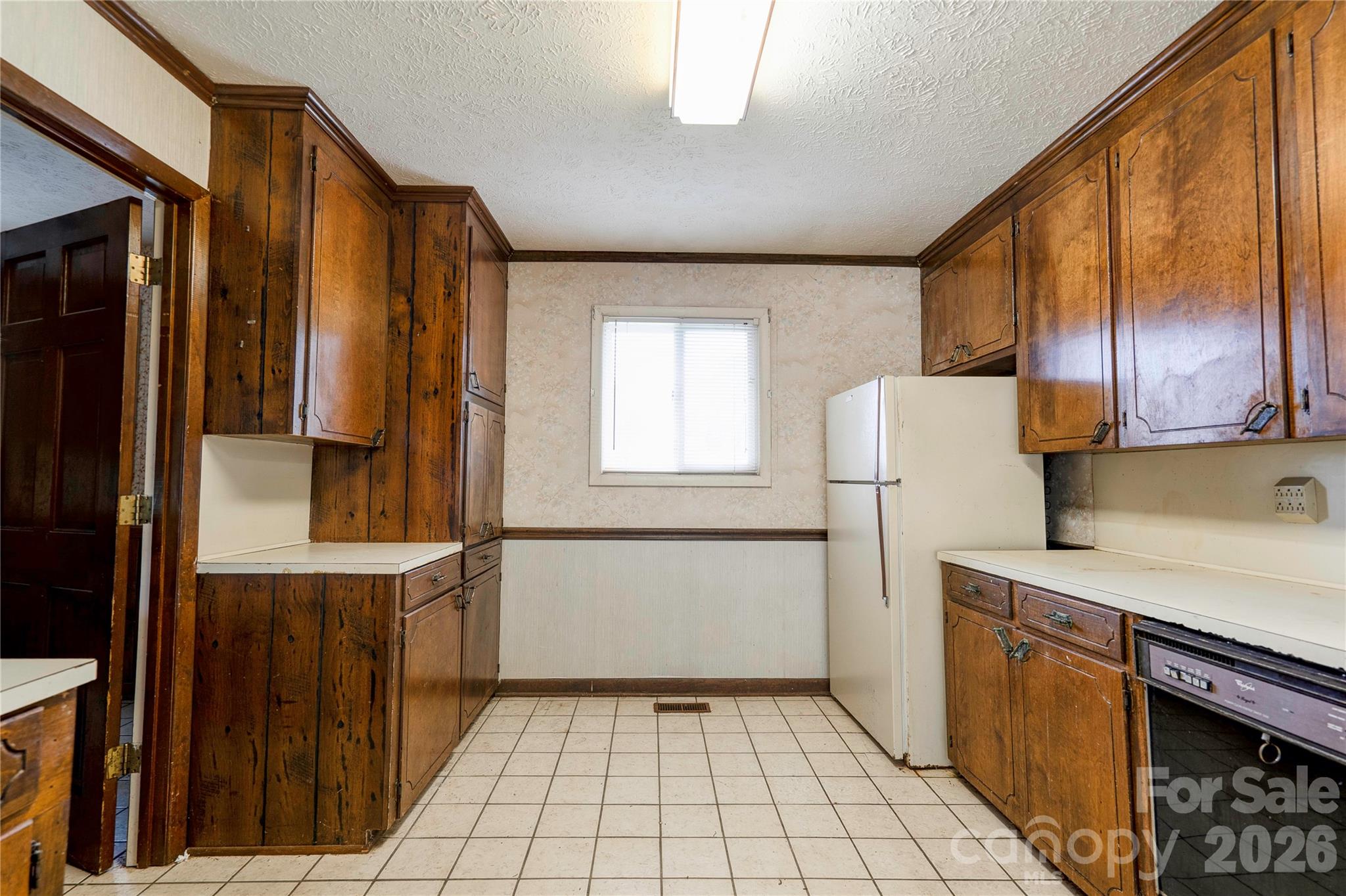 3016 Longwood Drive — Shelby