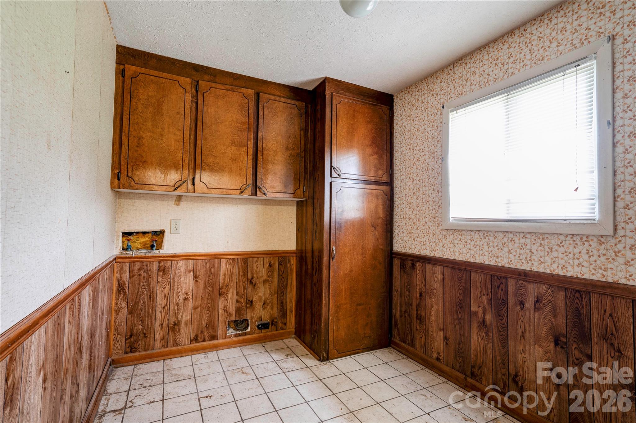 3016 Longwood Drive — Shelby