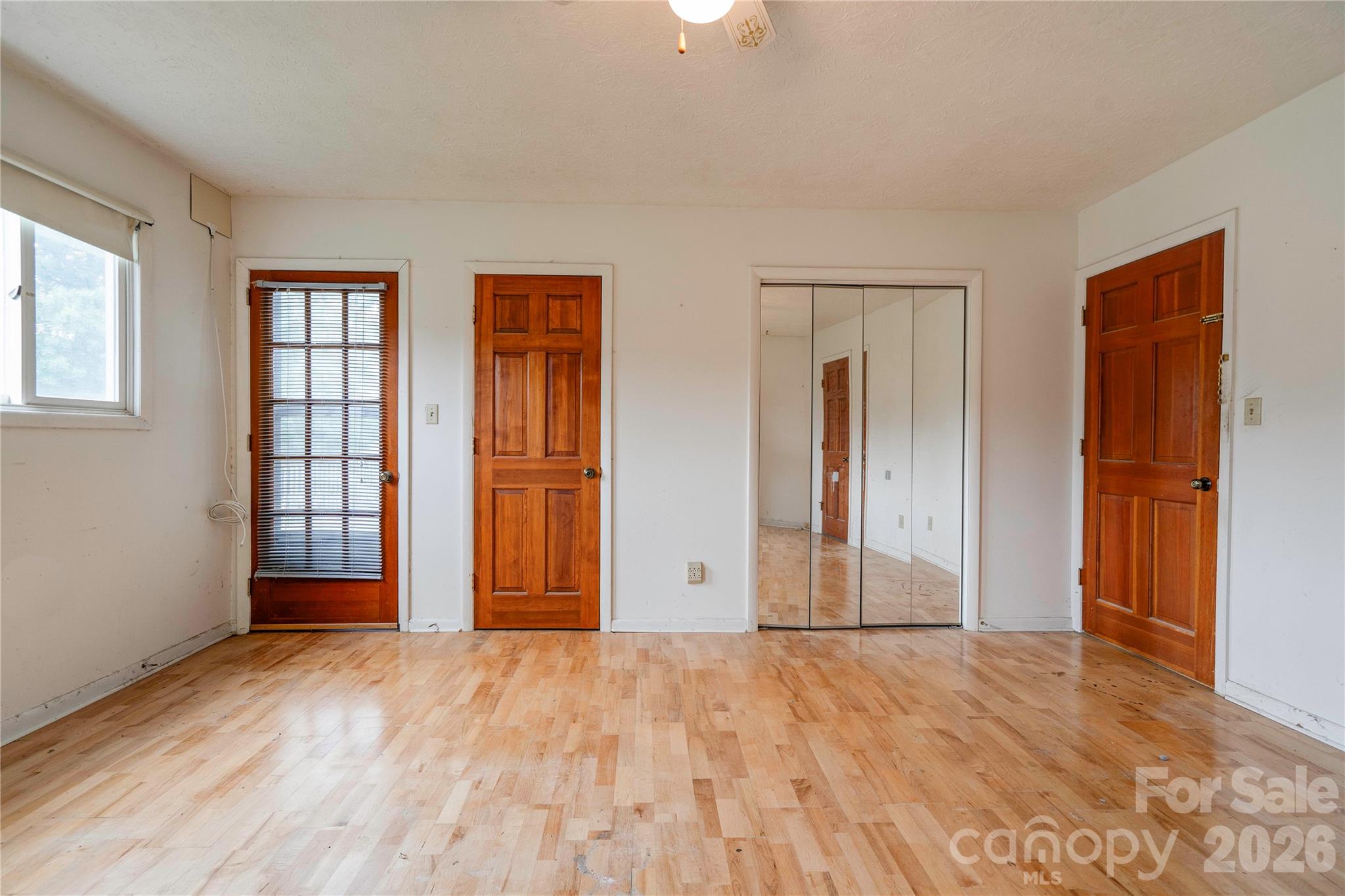 3016 Longwood Drive — Shelby