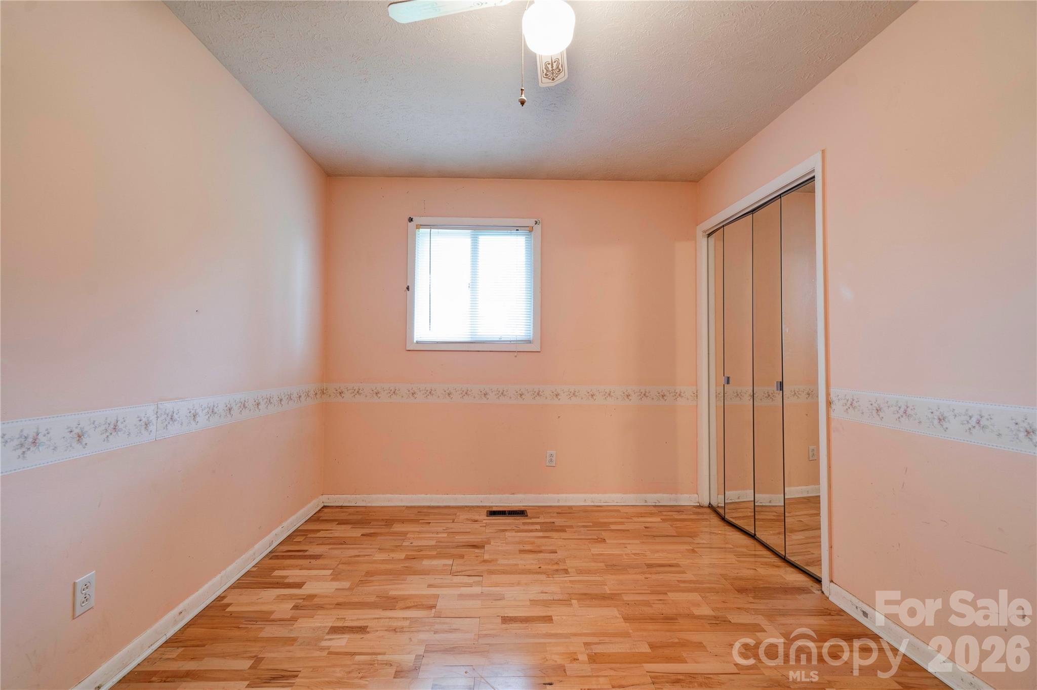 3016 Longwood Drive — Shelby