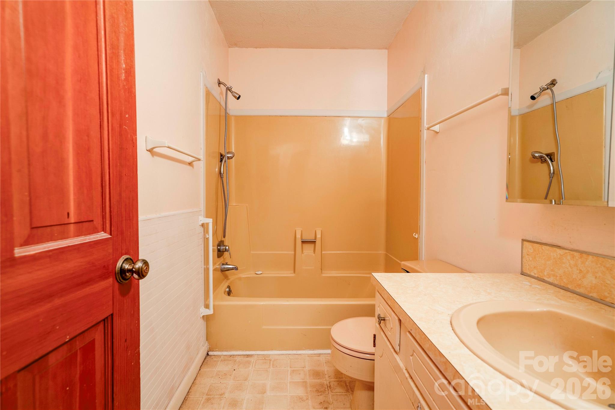 3016 Longwood Drive — Shelby
