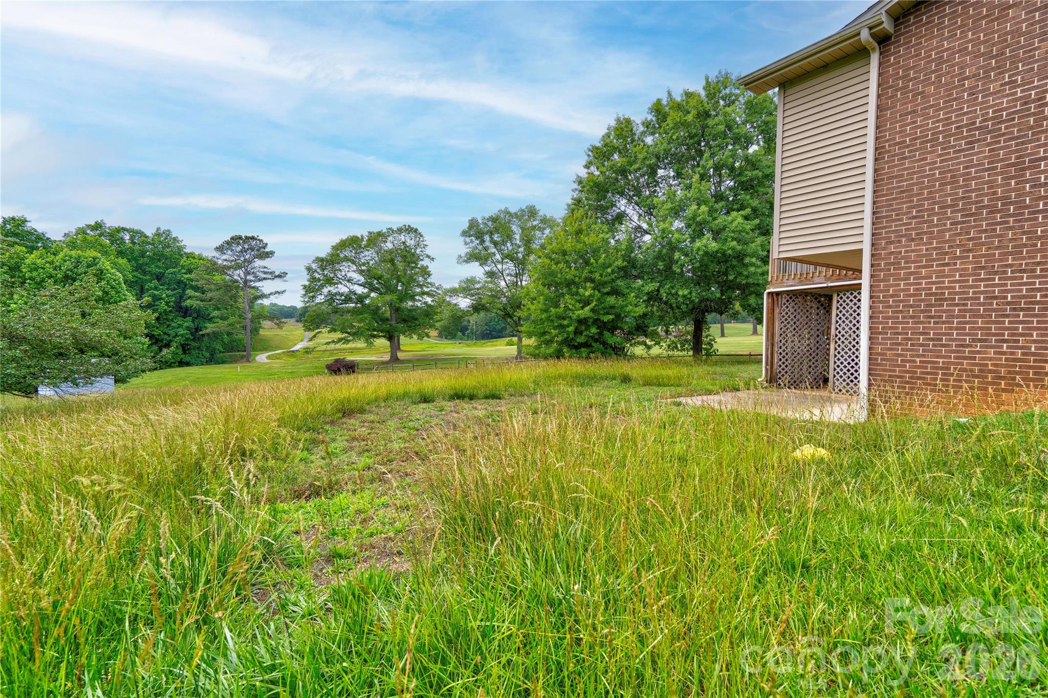 3016 Longwood Drive — Shelby