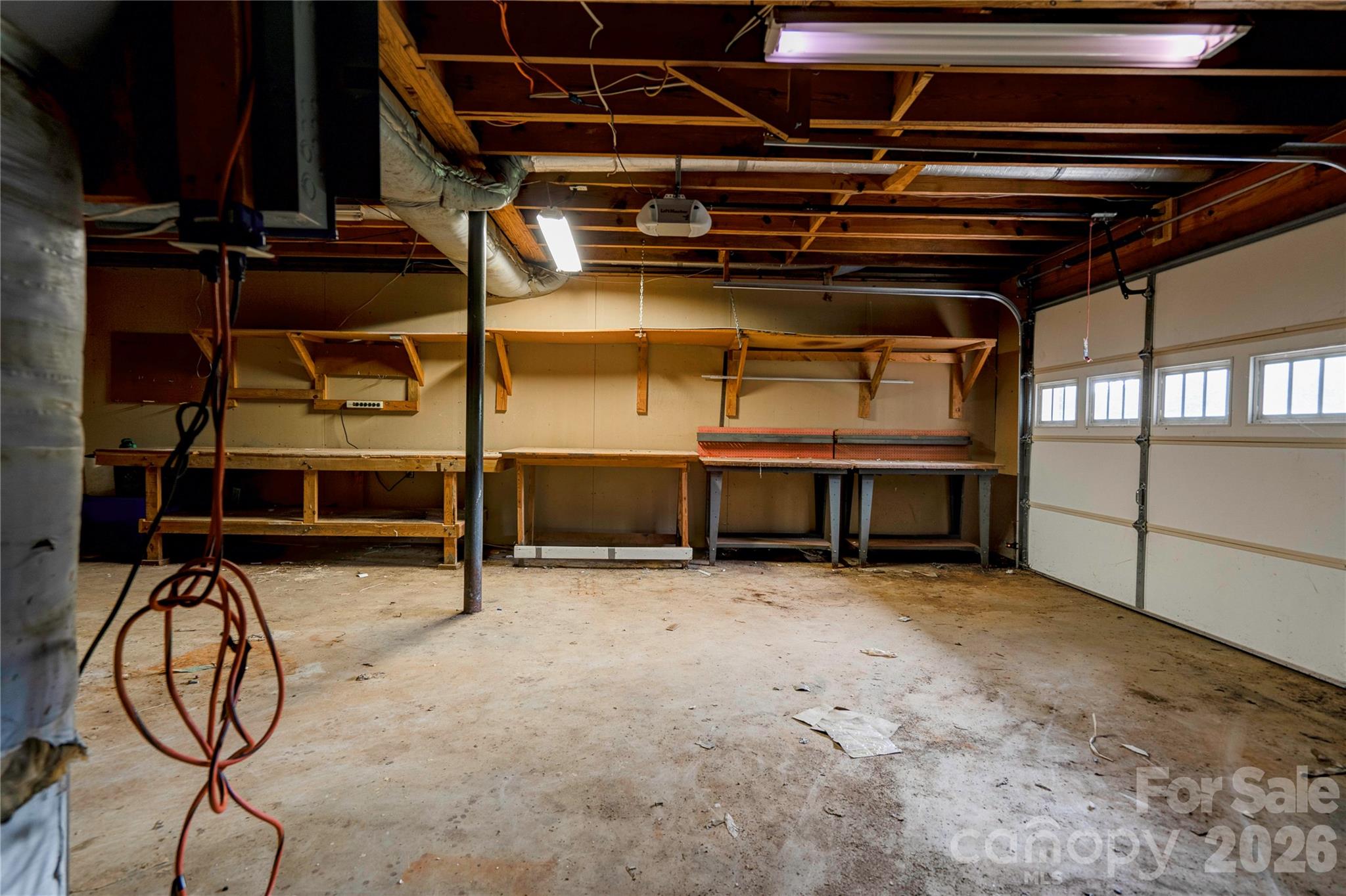 3016 Longwood Drive — Shelby