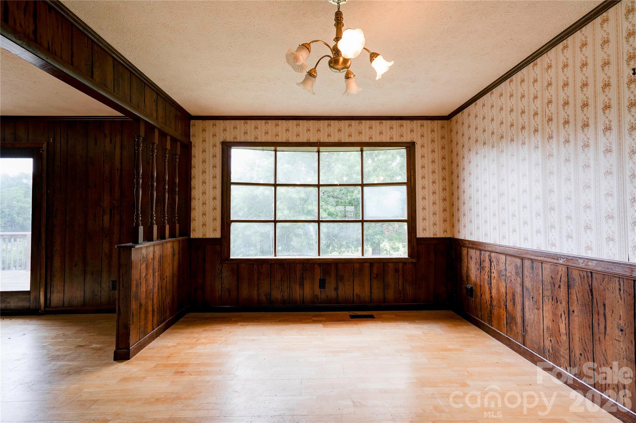 3016 Longwood Drive — Shelby