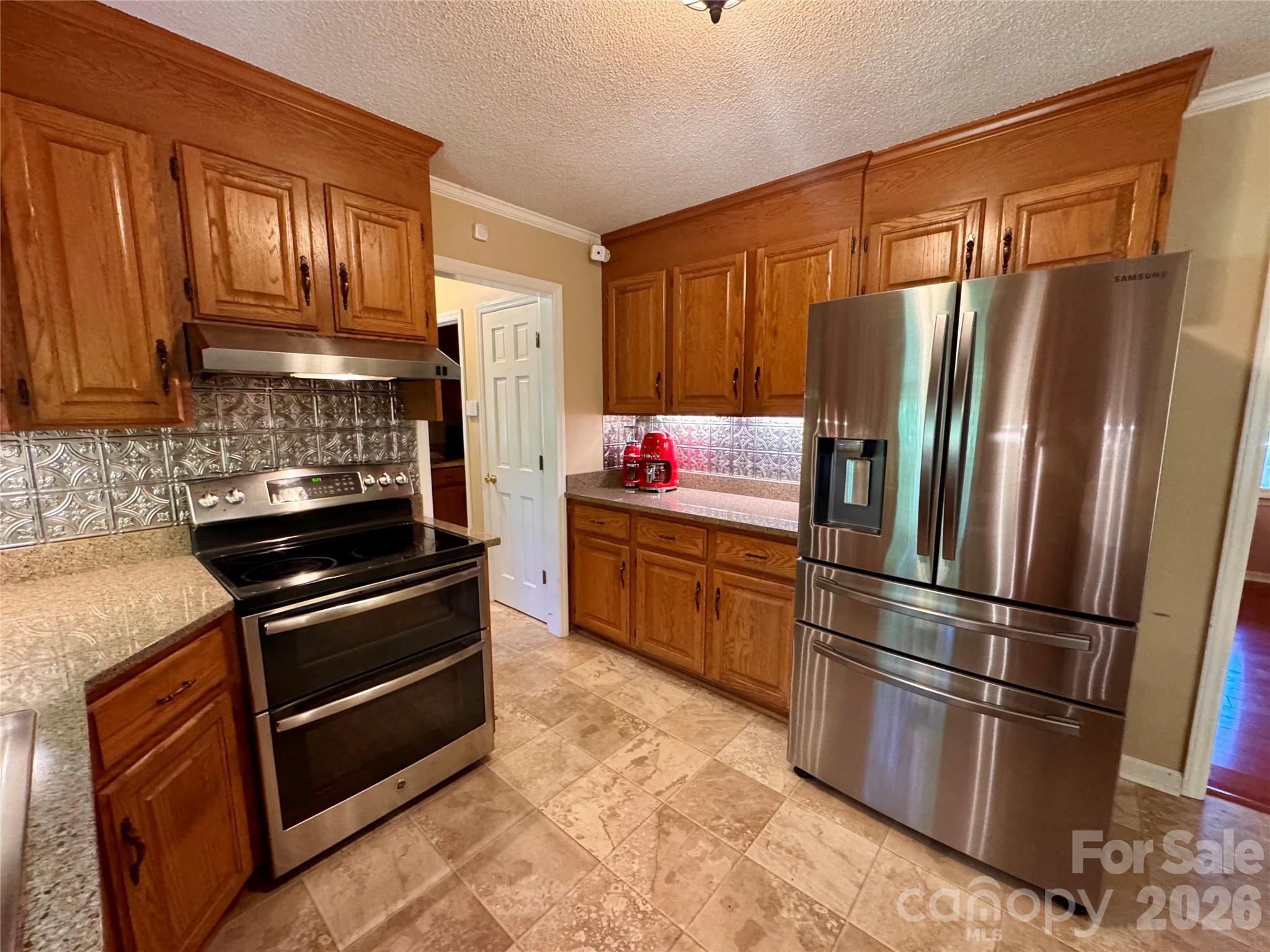 196 Flint Ridge Drive — Concord
