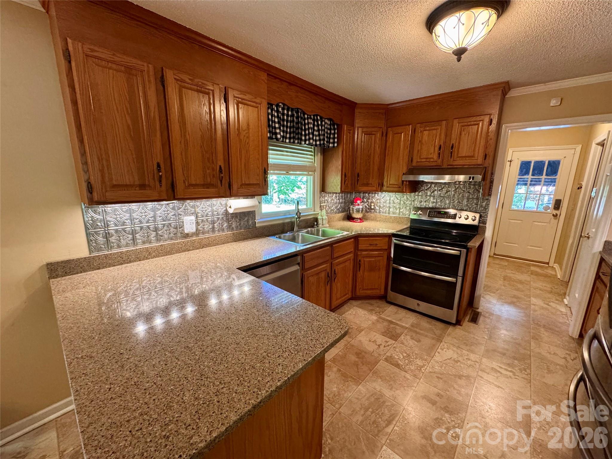 196 Flint Ridge Drive — Concord