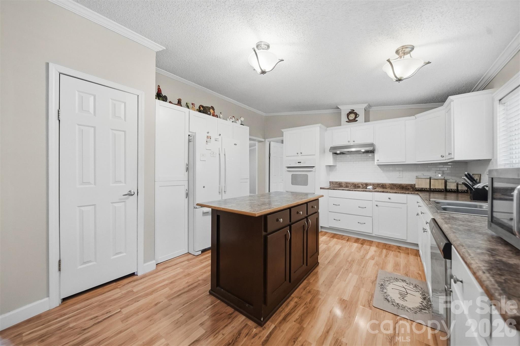 3991 Silver Creek Terrace — Morganton