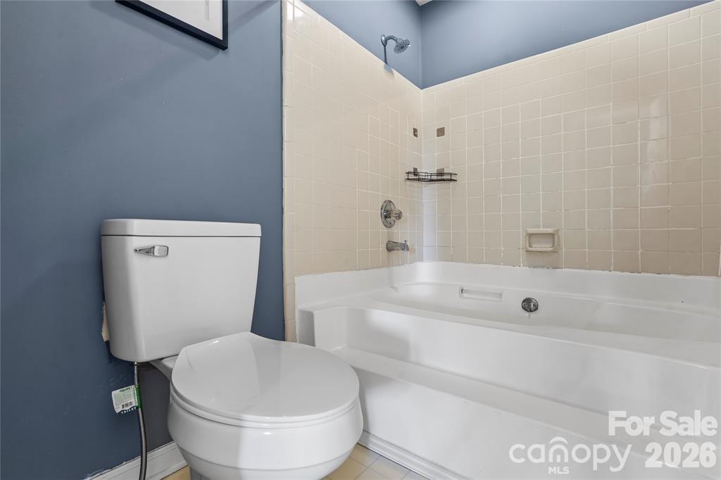 5870 Harris Grove Lane — Charlotte