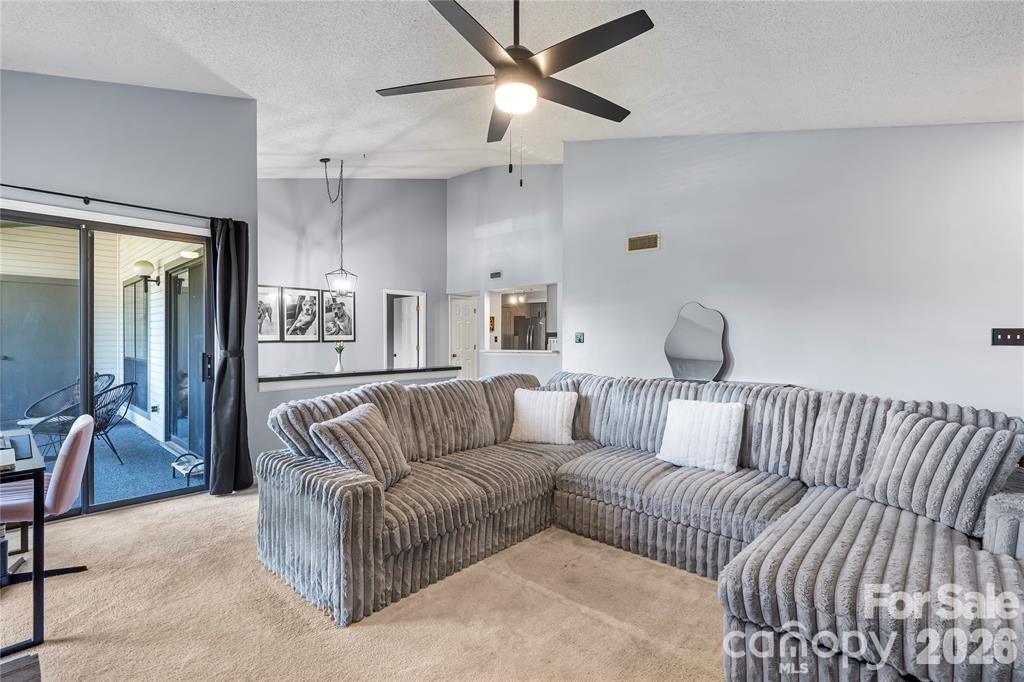 5870 Harris Grove Lane — Charlotte