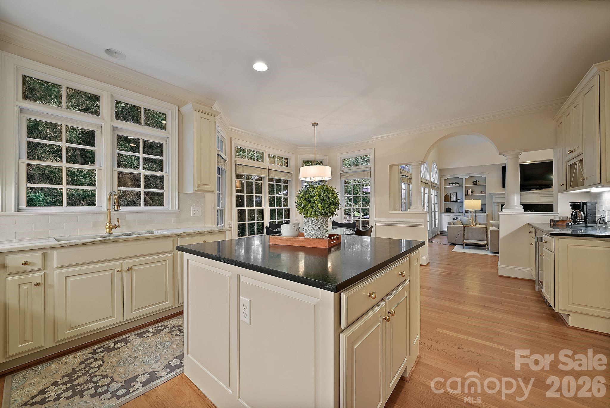 10917 Lederer Avenue — Charlotte