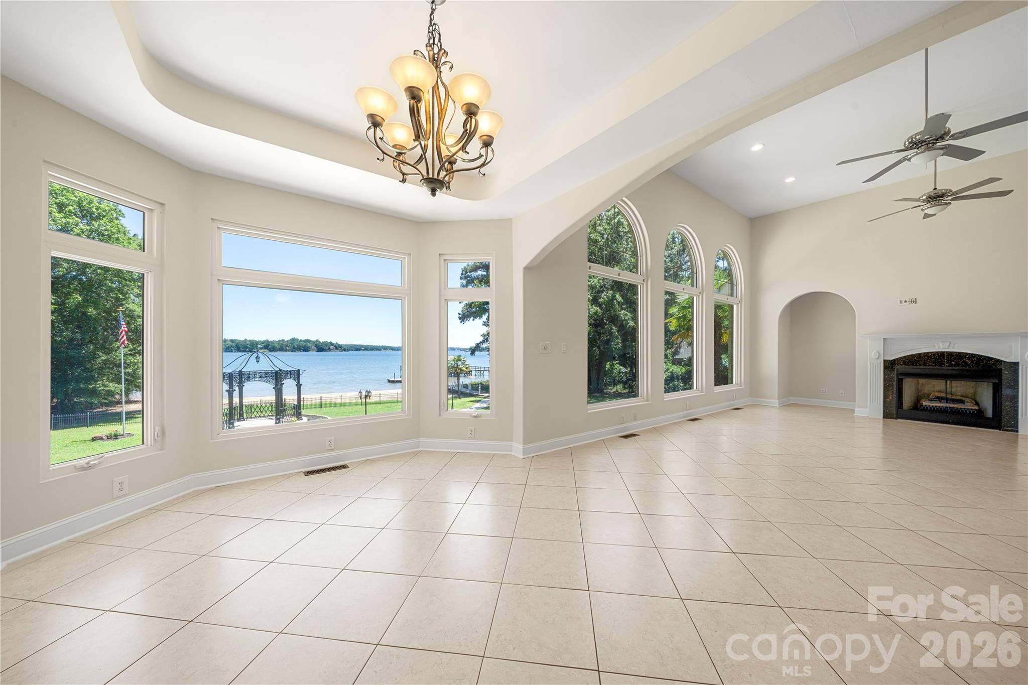 5100 Lake Wylie Road — Lake Wylie