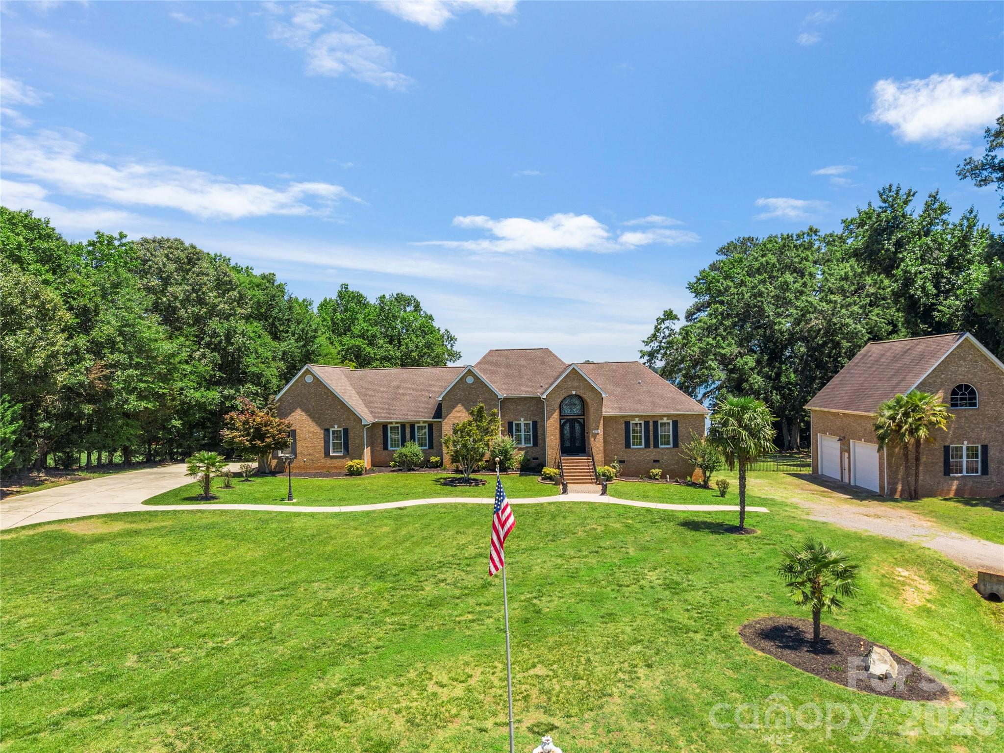 5100 Lake Wylie Road — Lake Wylie