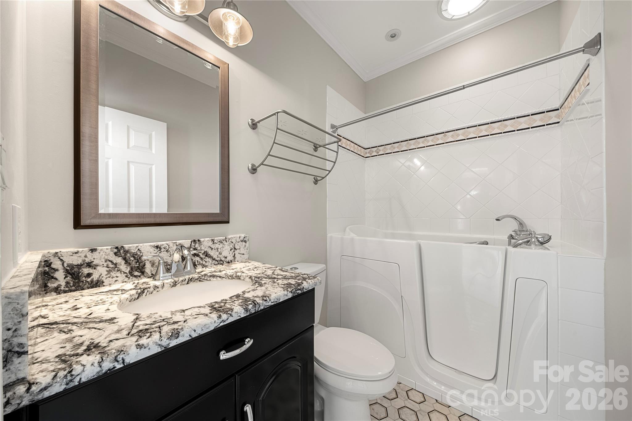 5100 Lake Wylie Road — Lake Wylie