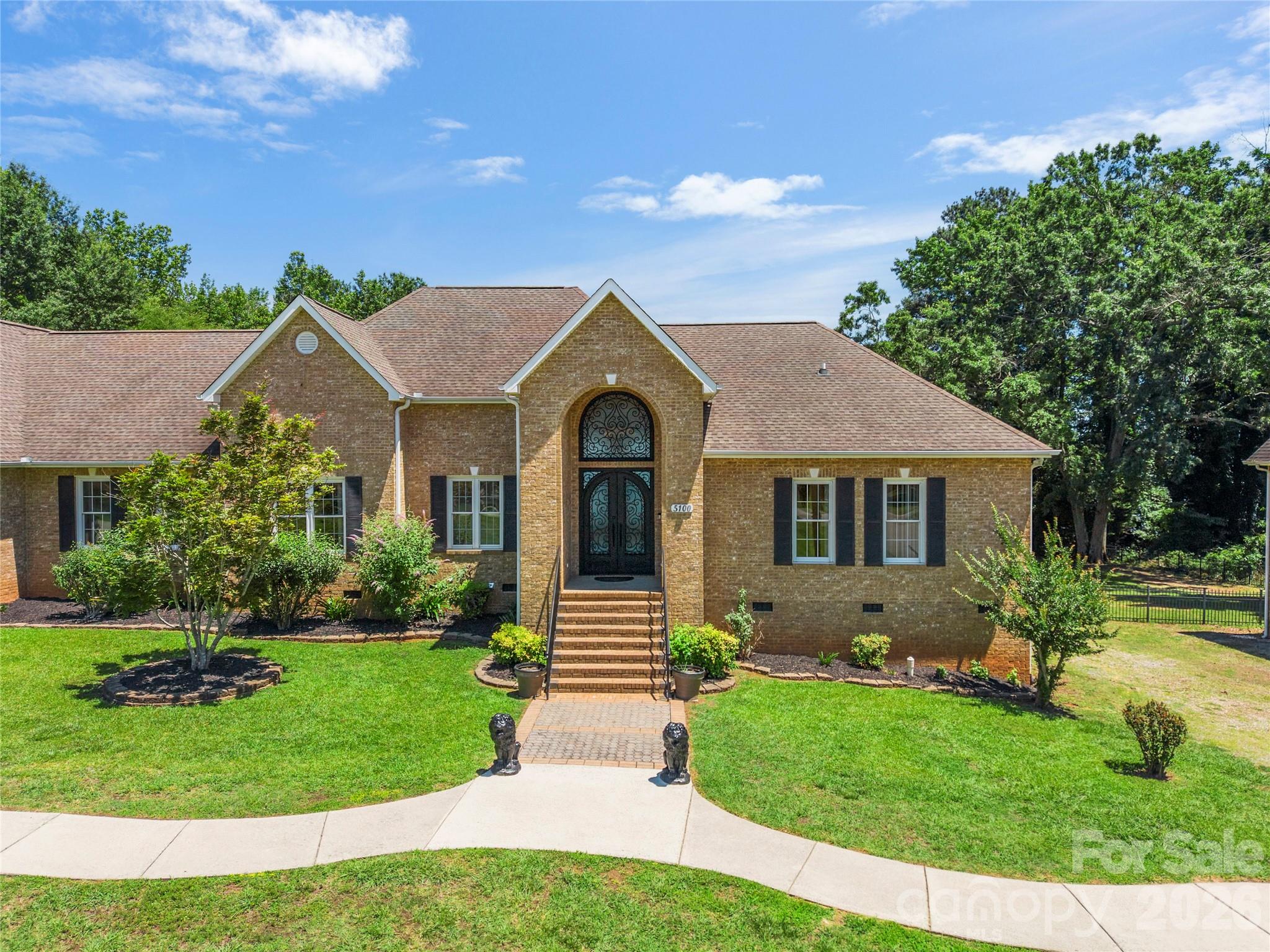 5100 Lake Wylie Road — Lake Wylie