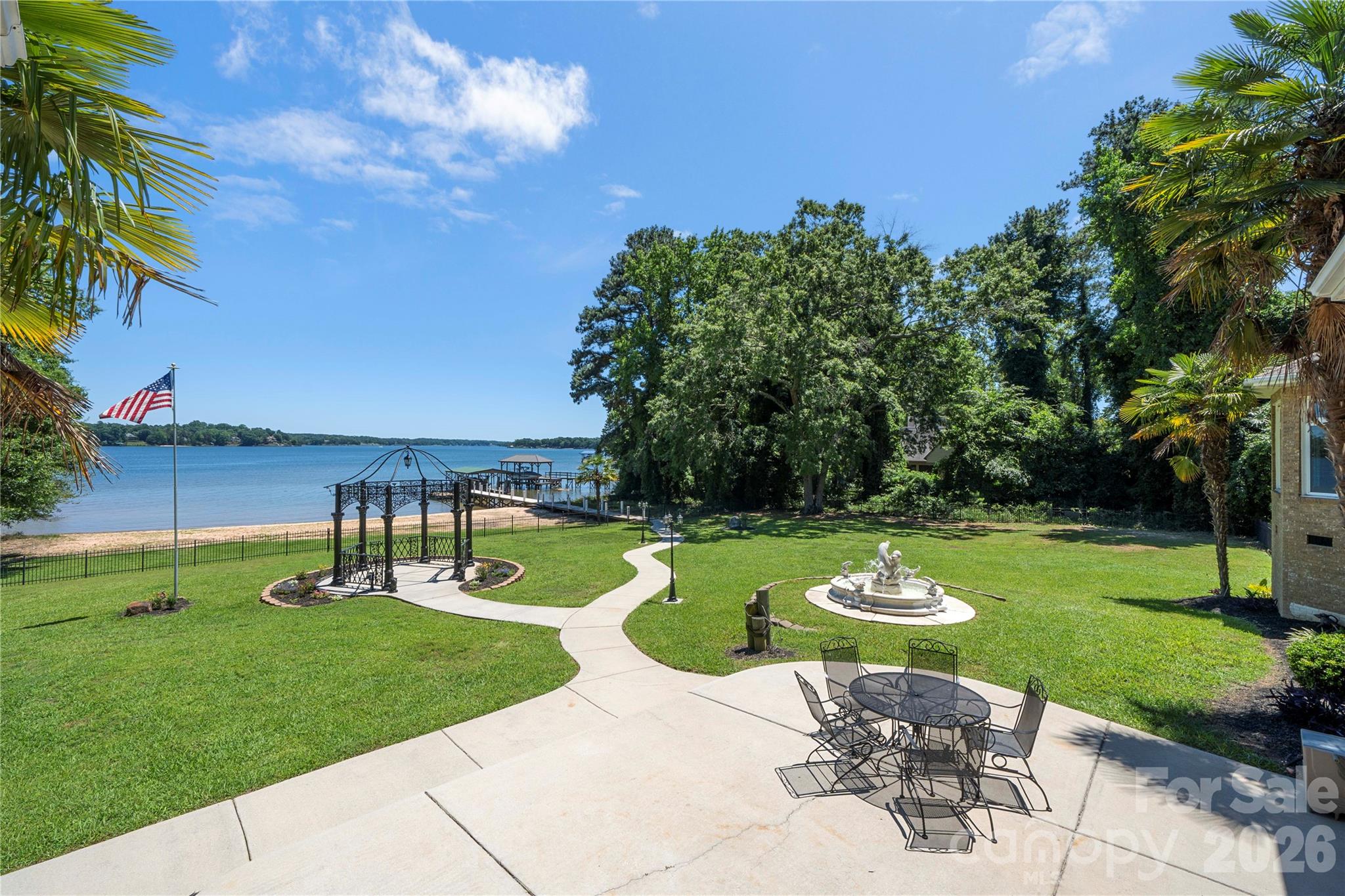 5100 Lake Wylie Road — Lake Wylie