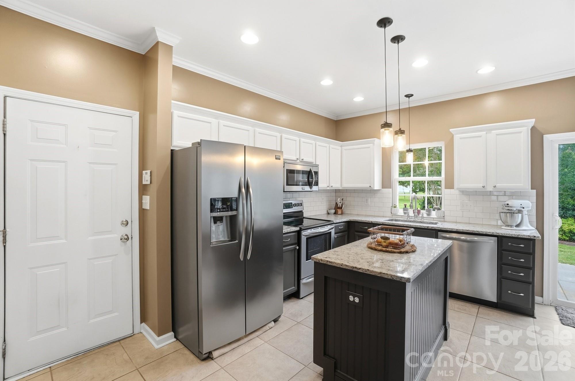 117 Heathrow Lane — Statesville