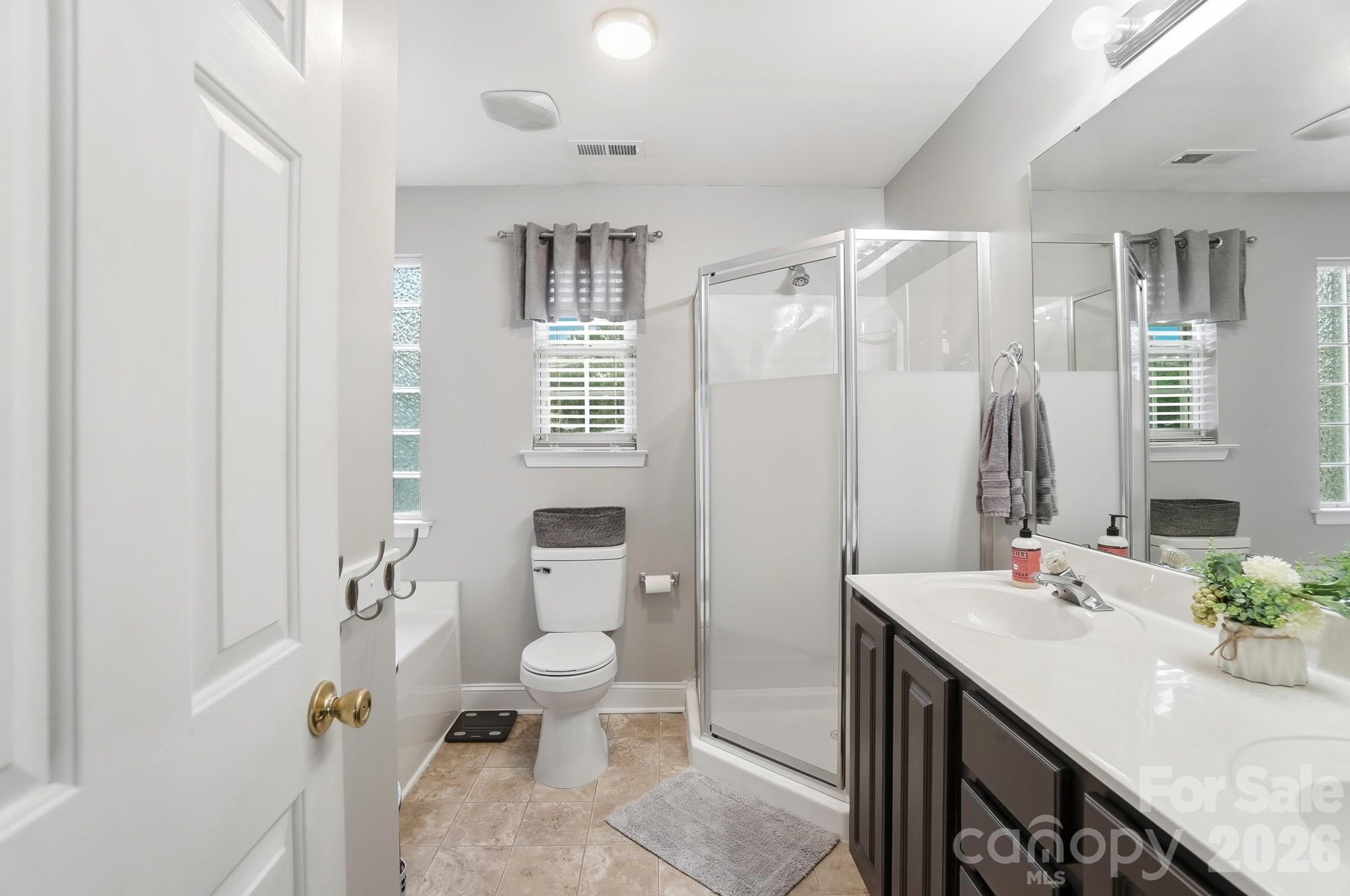 117 Heathrow Lane — Statesville