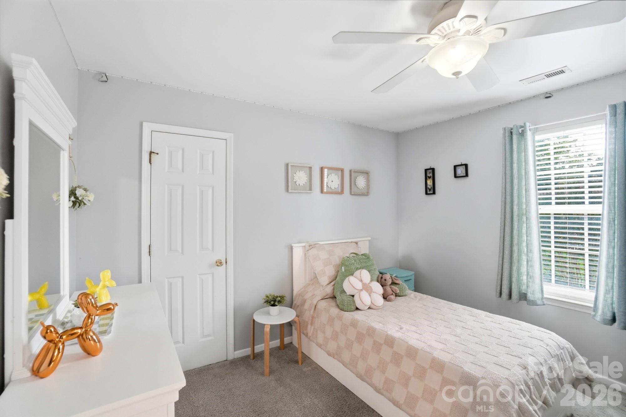 117 Heathrow Lane — Statesville