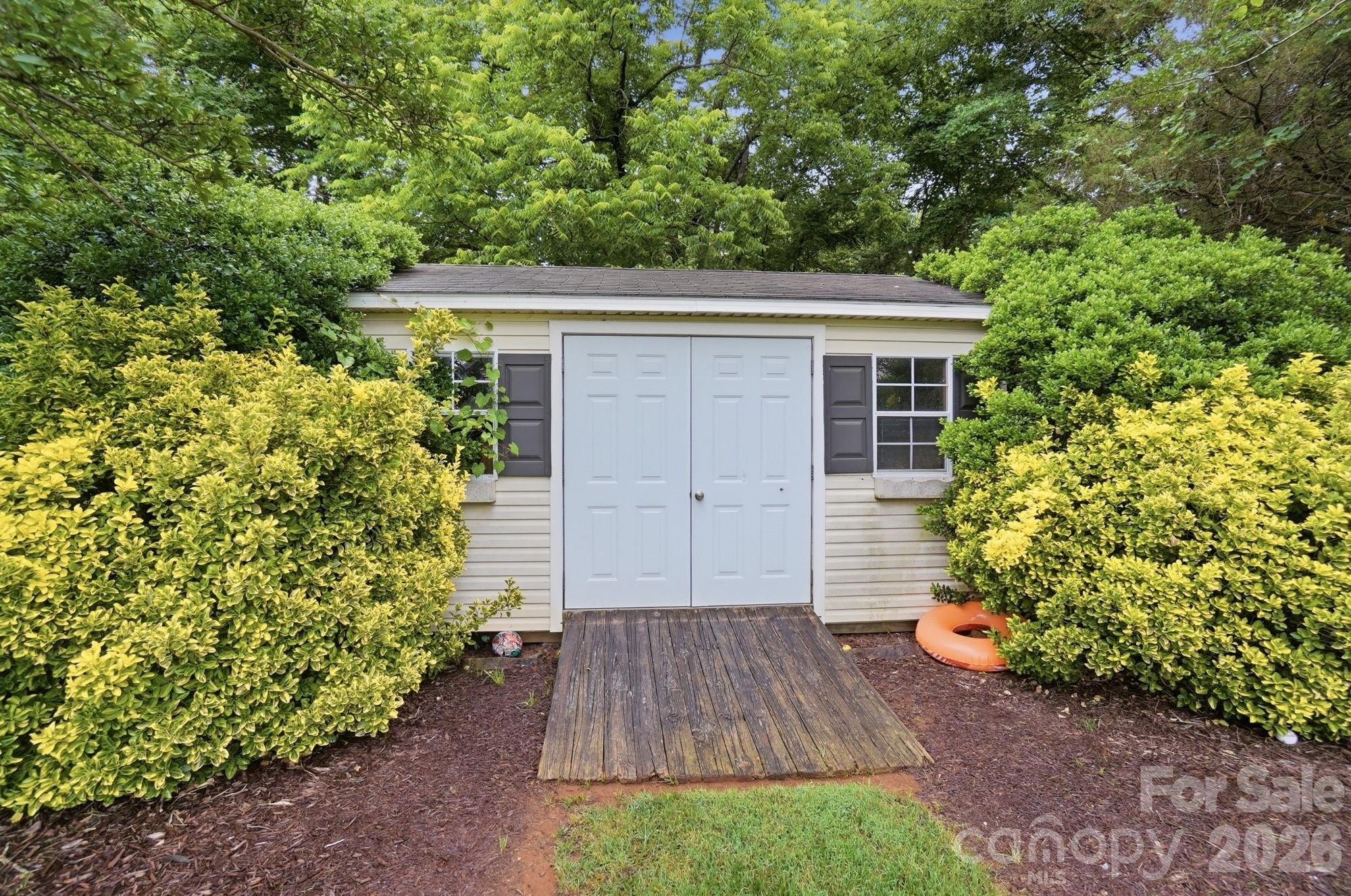 117 Heathrow Lane — Statesville