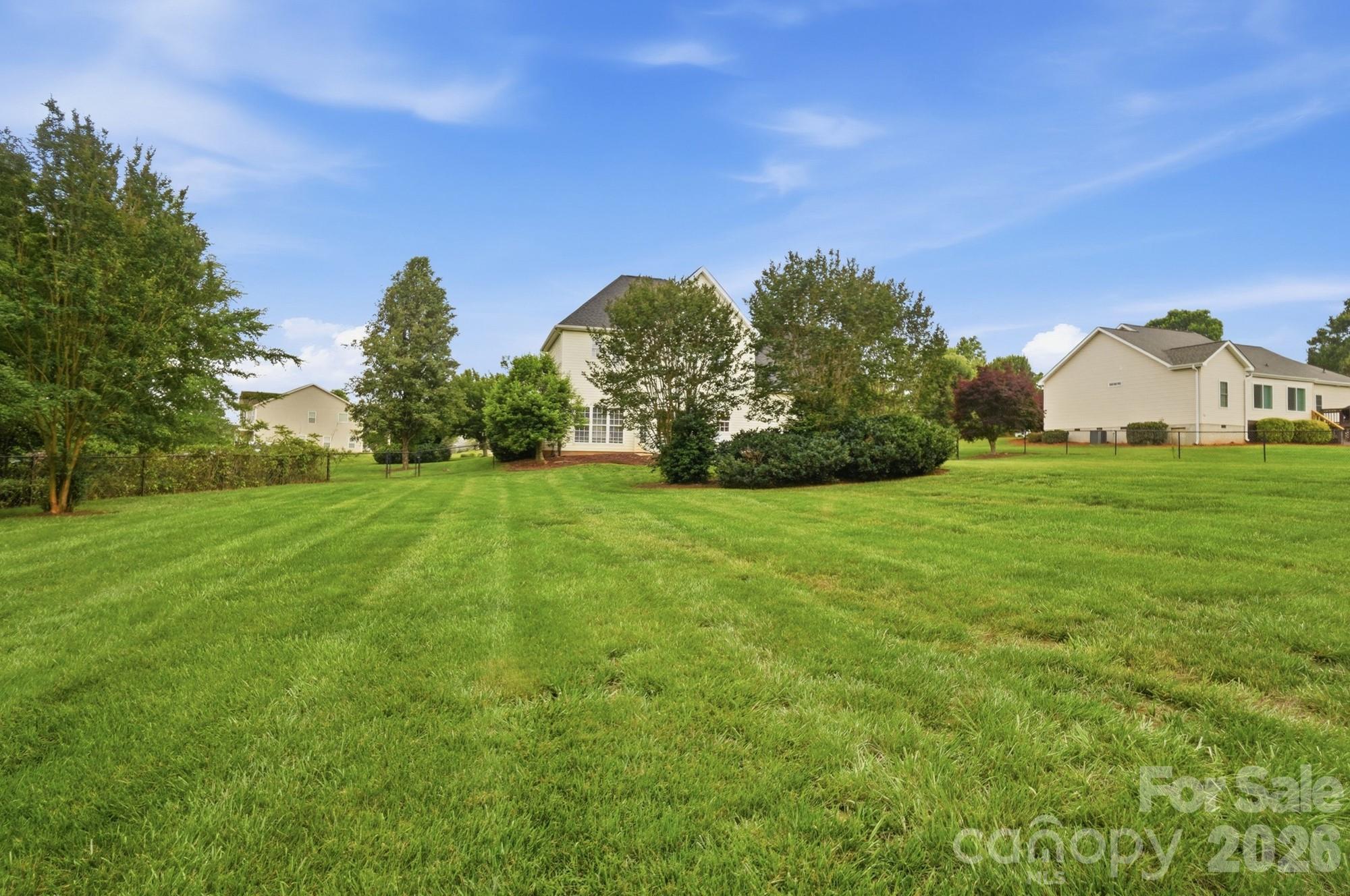 117 Heathrow Lane — Statesville